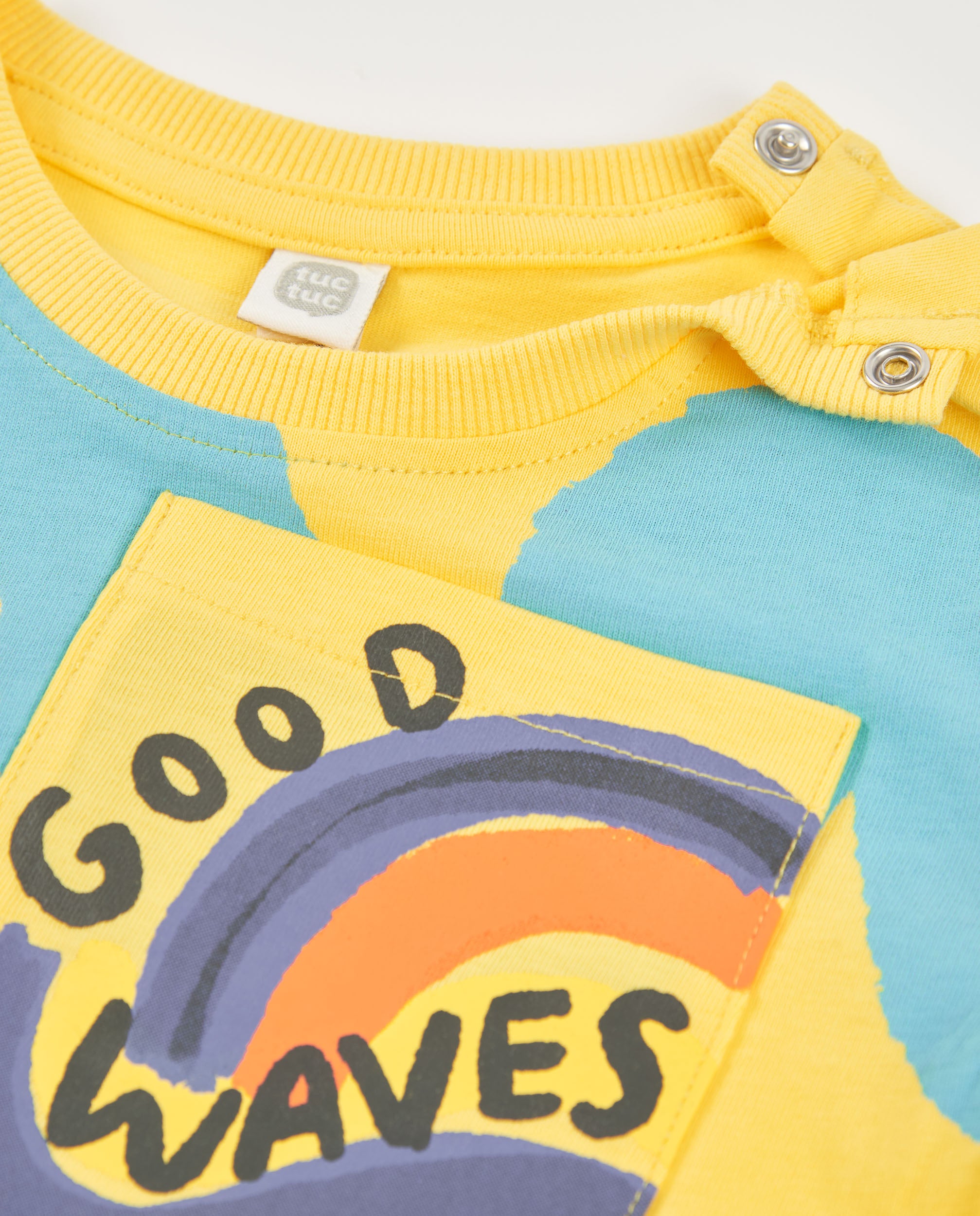 Camiseta de niño de punto con bolsillo estampado