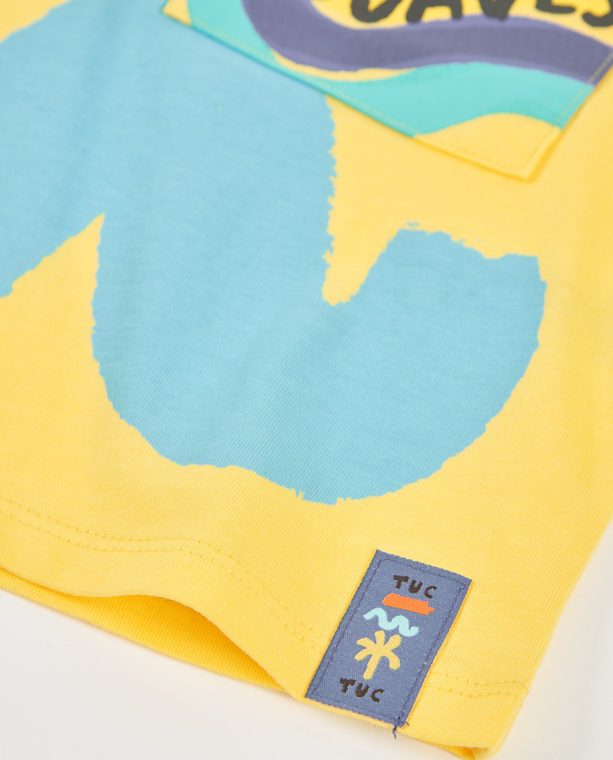 Camiseta de niño de punto con bolsillo estampado