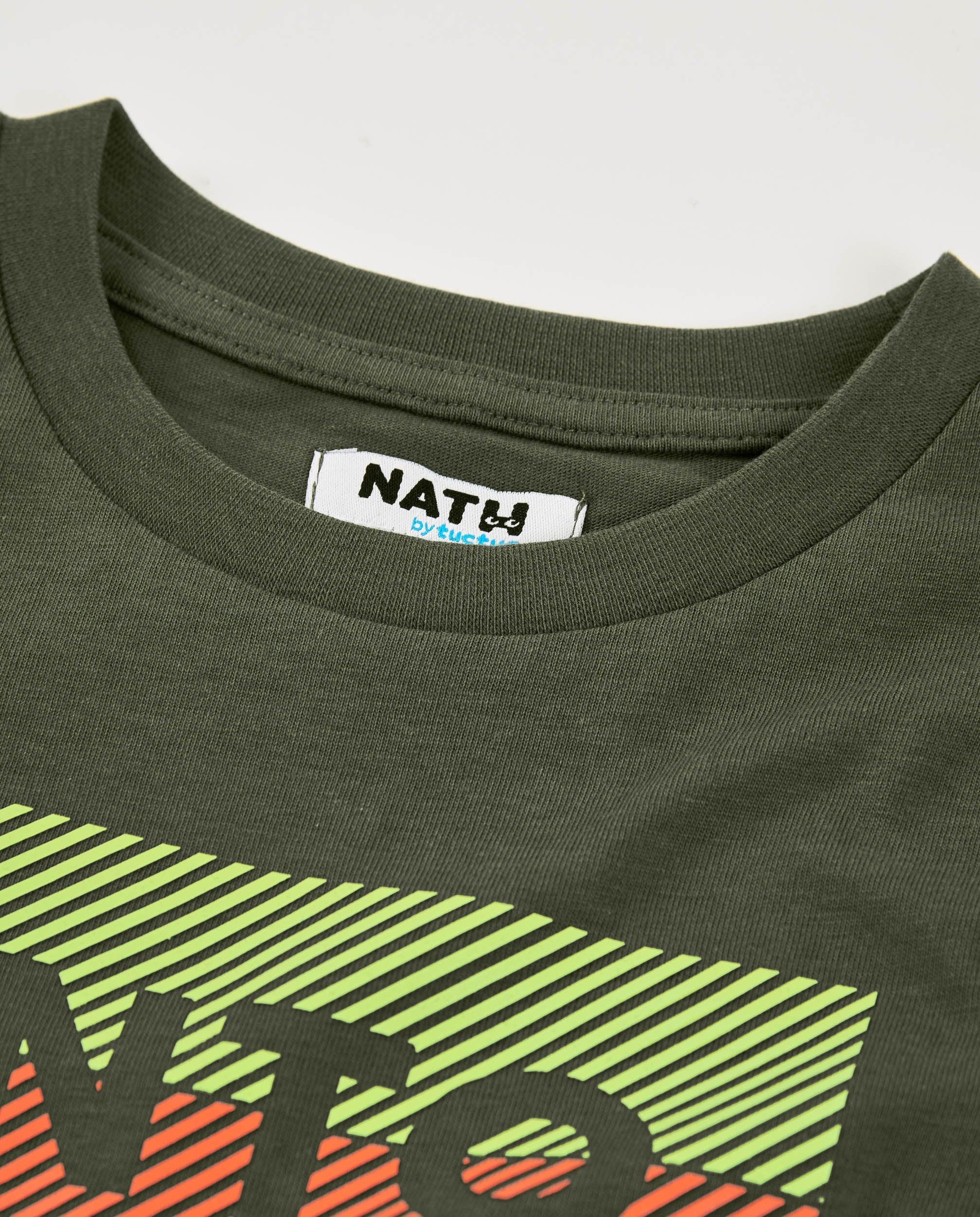 Camiseta de niño de punto con gráfico lineal