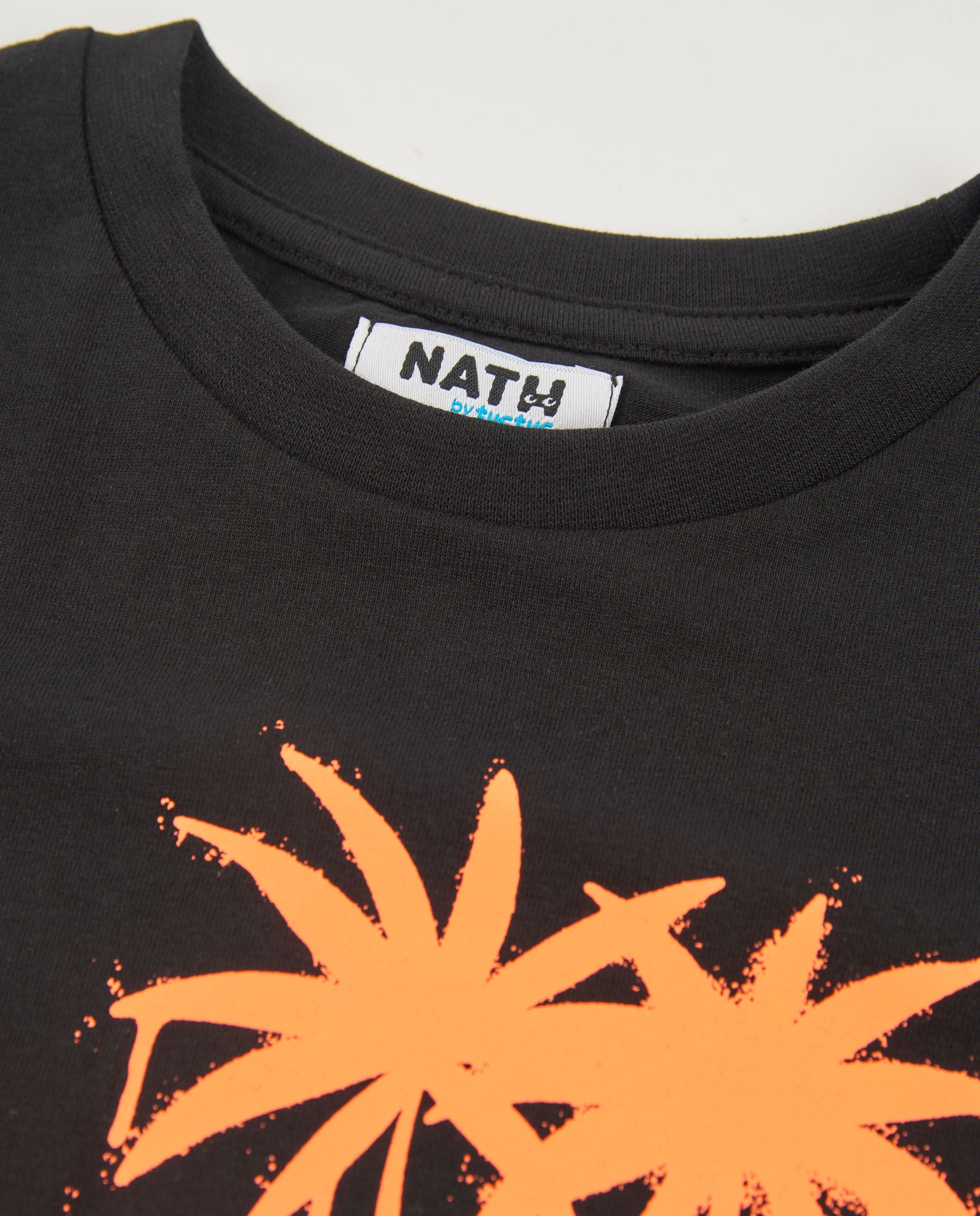 Camiseta de niño de punto con efecto pintura