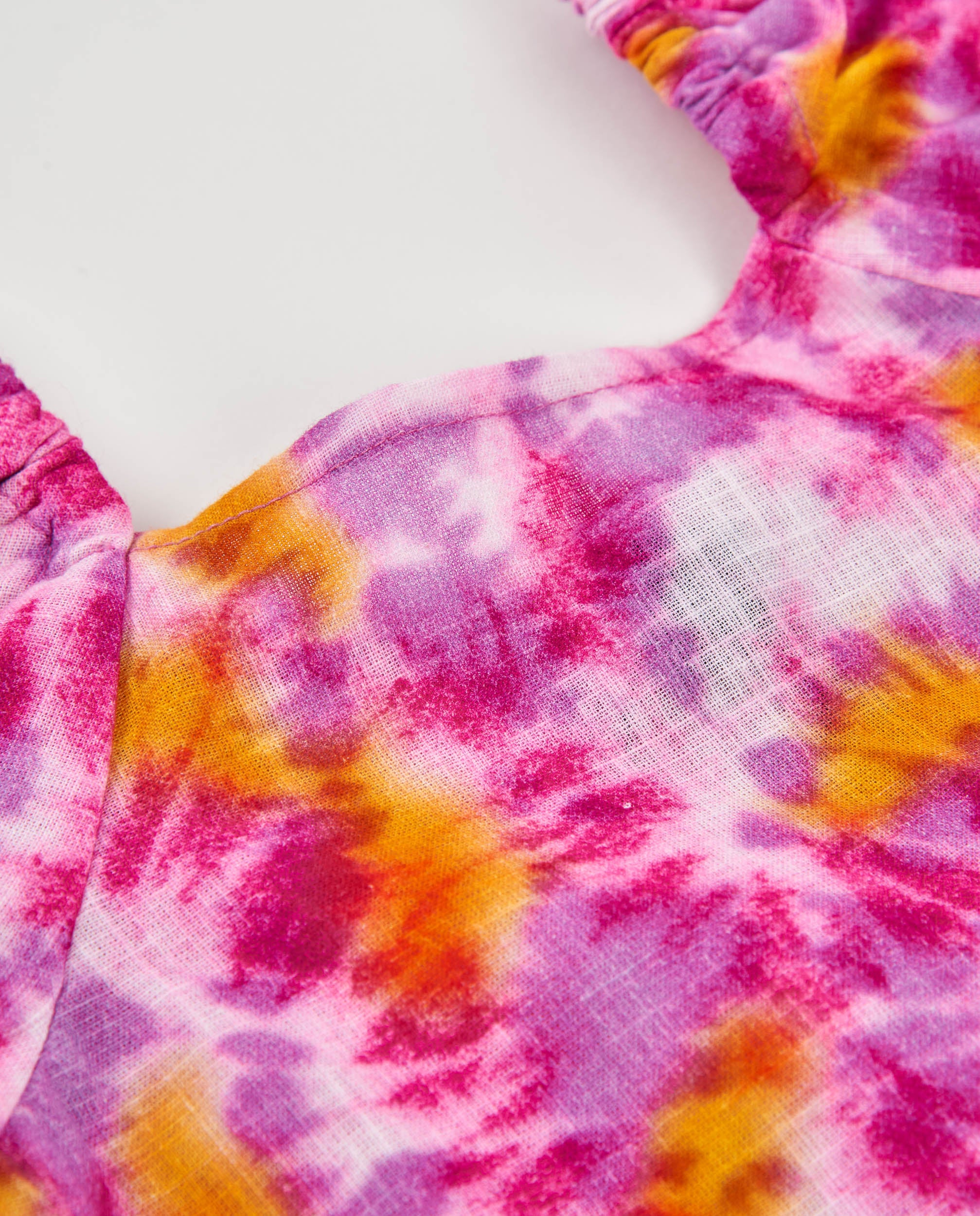 Blusa de niña de plana con diseño tie-dye