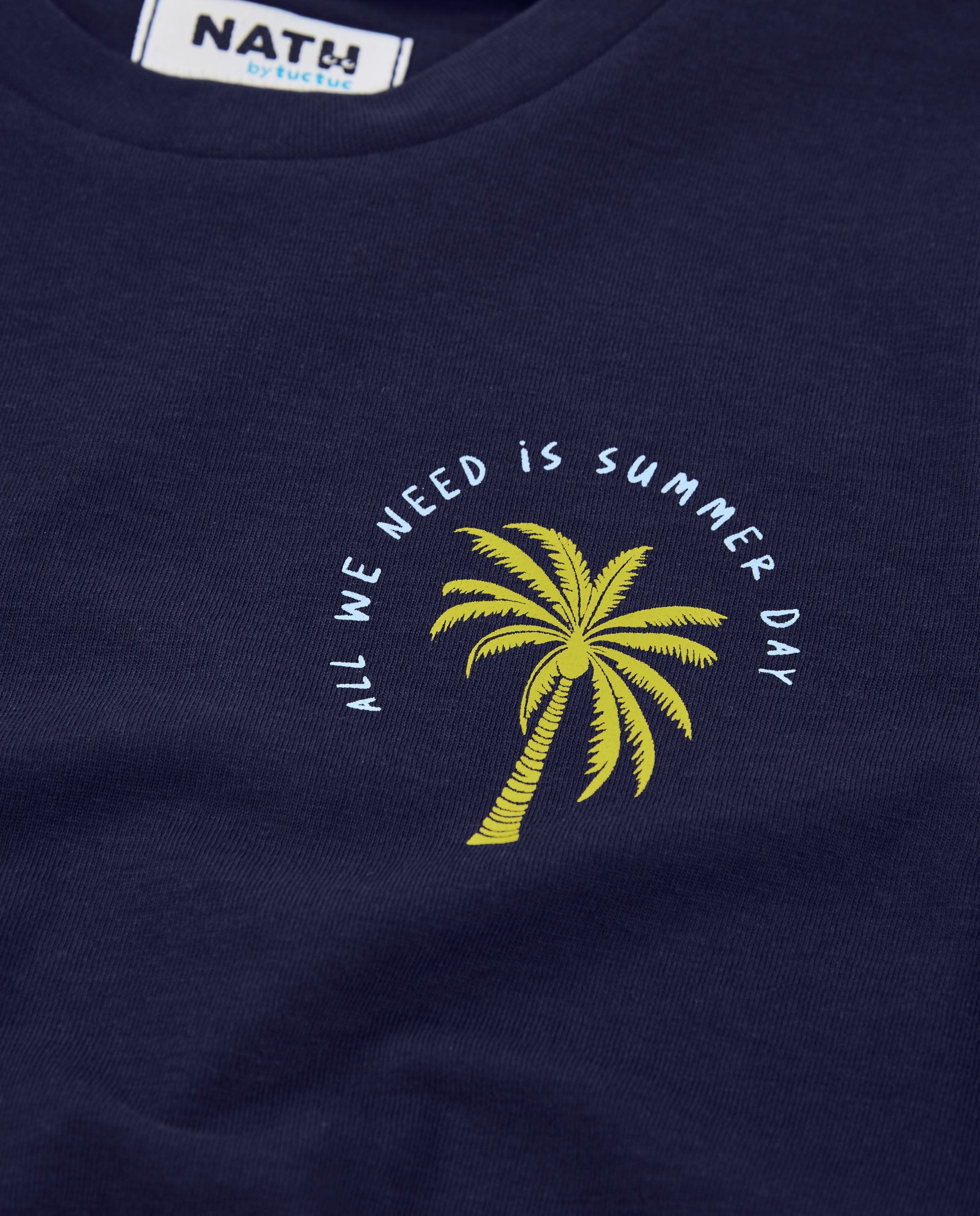 Camiseta de niño de punto con detalle de palmera
