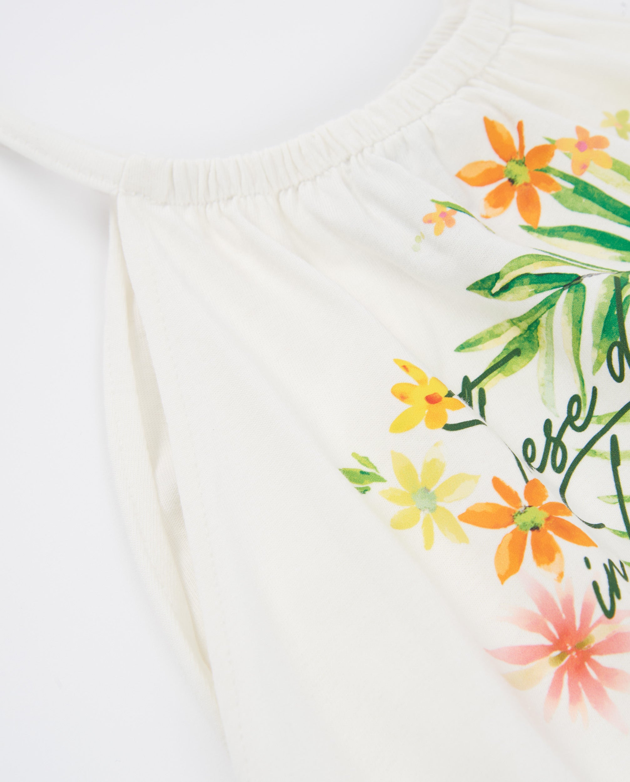 Top de niña de punto con escote halter