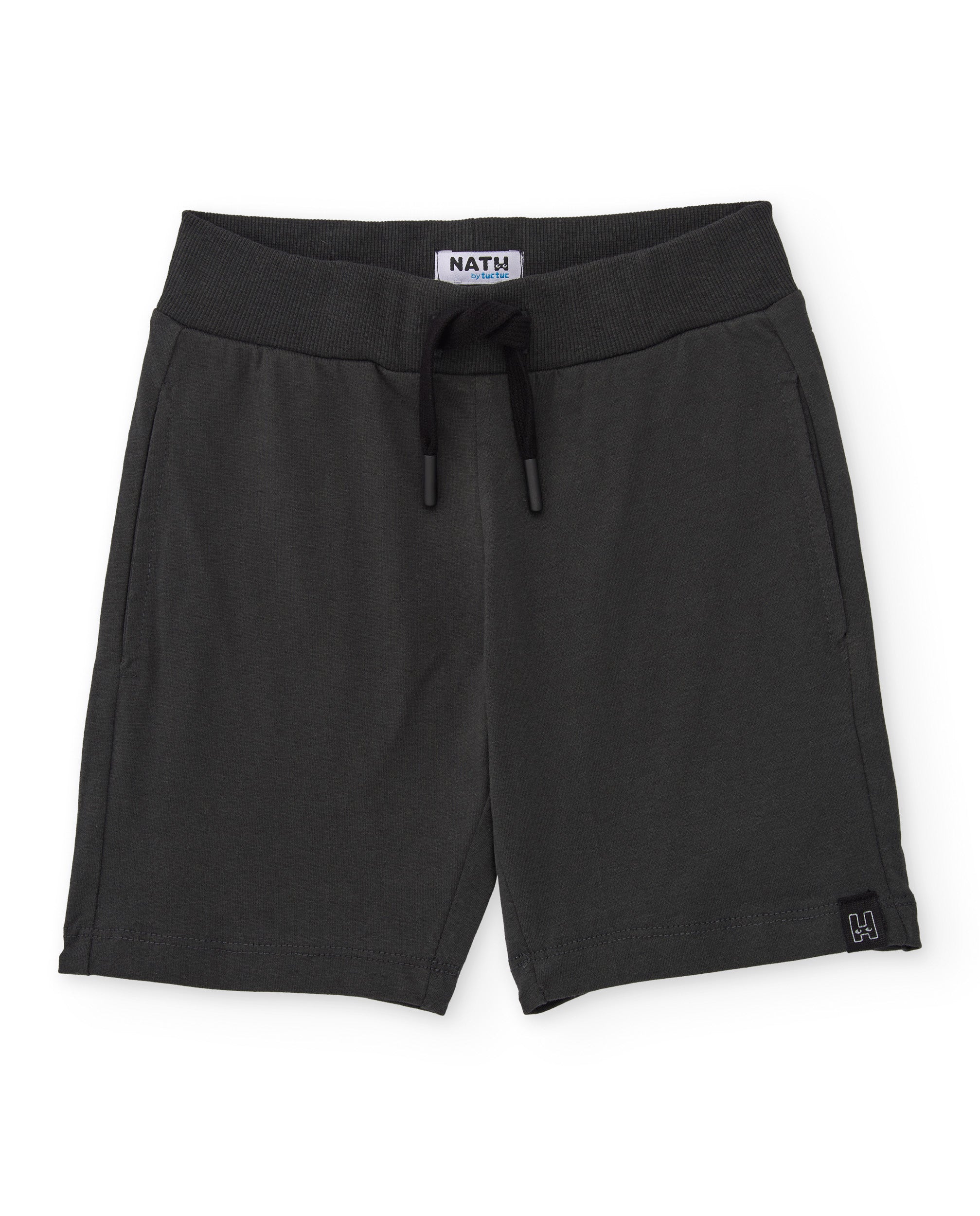 Conjunto de niño de punto y estilo urbano