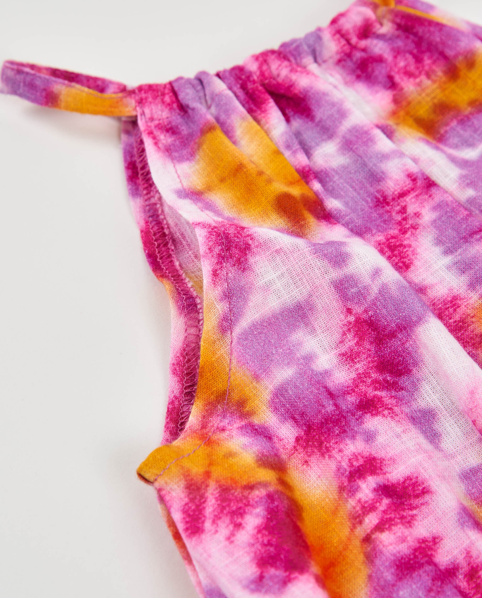 Vestido de niña de plana con diseño tie-dye