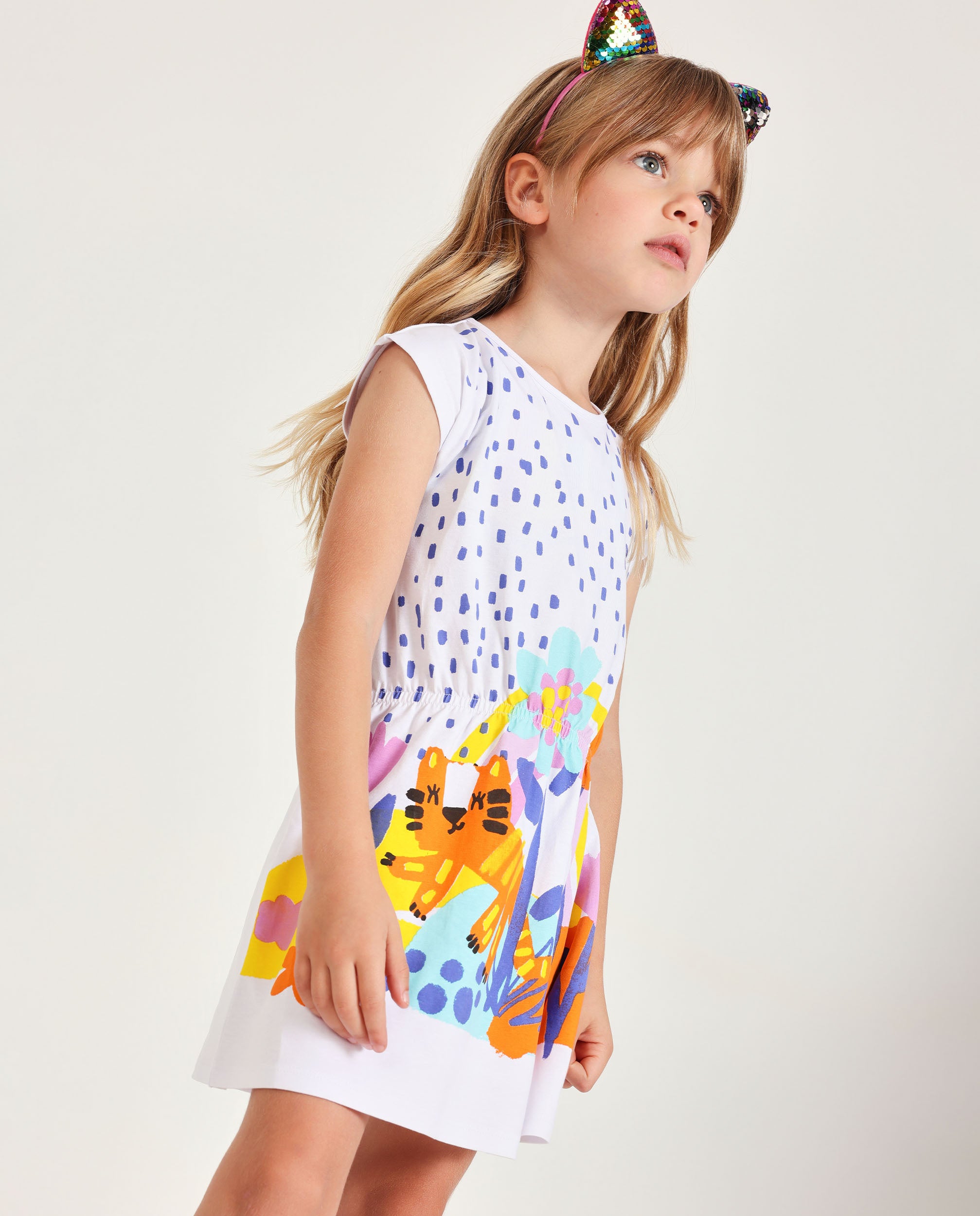 Vestido de niña de punto con cintura elástica