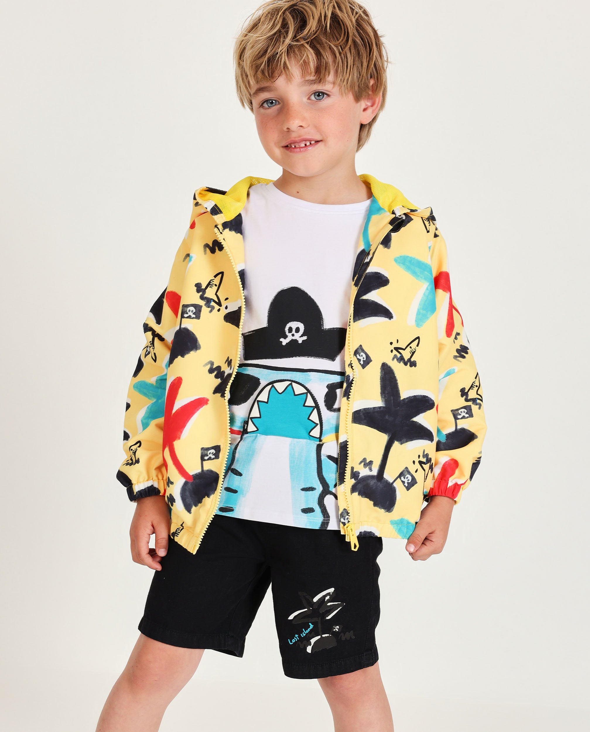 Chaqueta de niño de plana con diseño pirata
