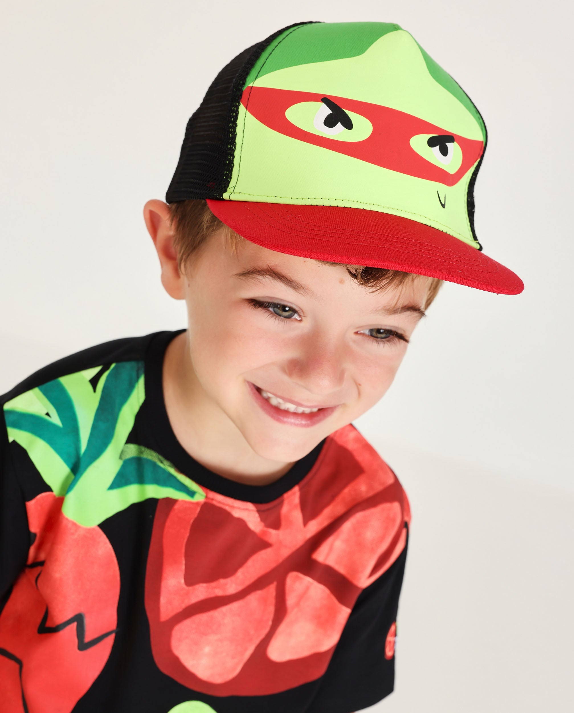 Gorra de niño de plana con visera