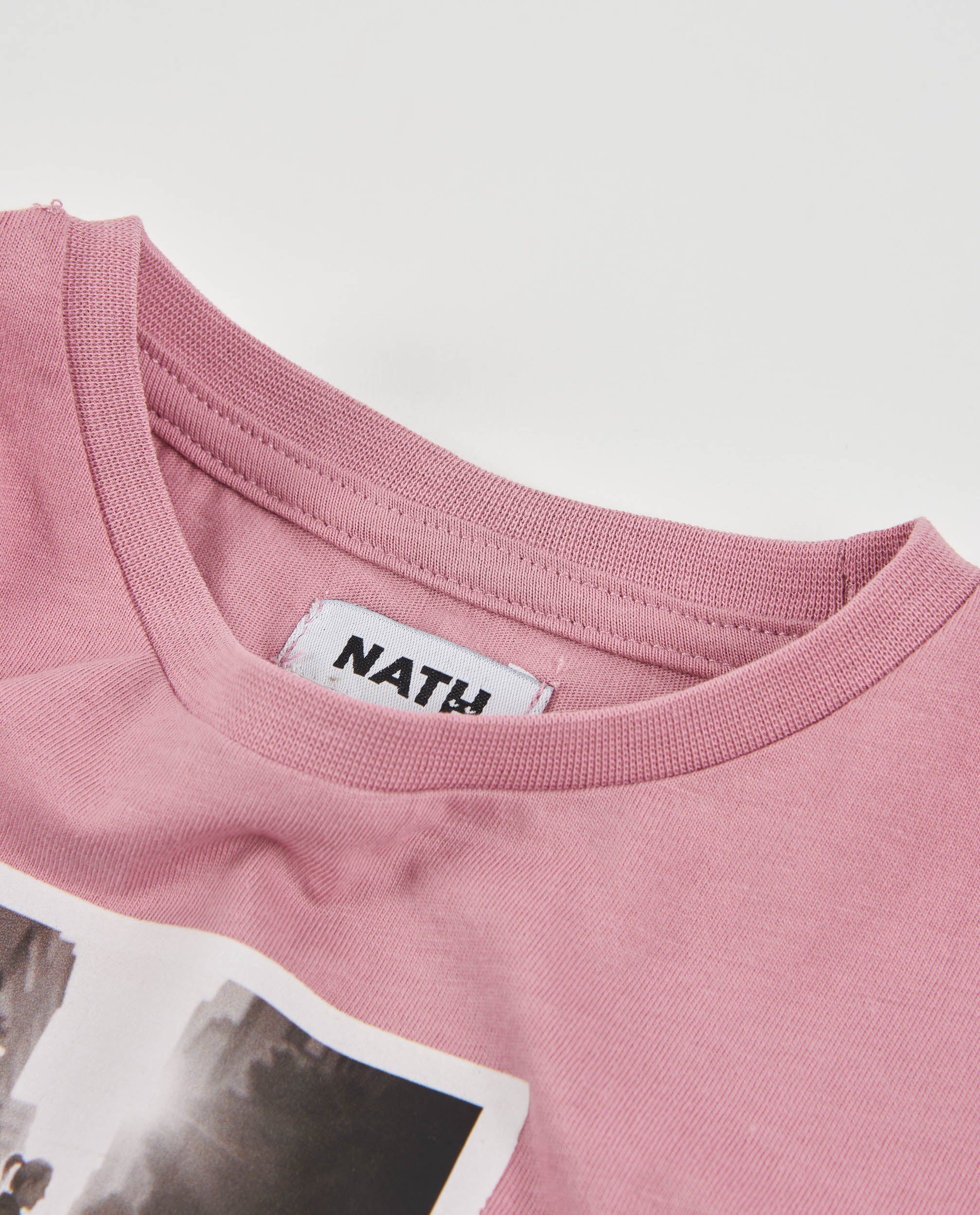 Camiseta de niña de punto con manga larga y diseño urbano