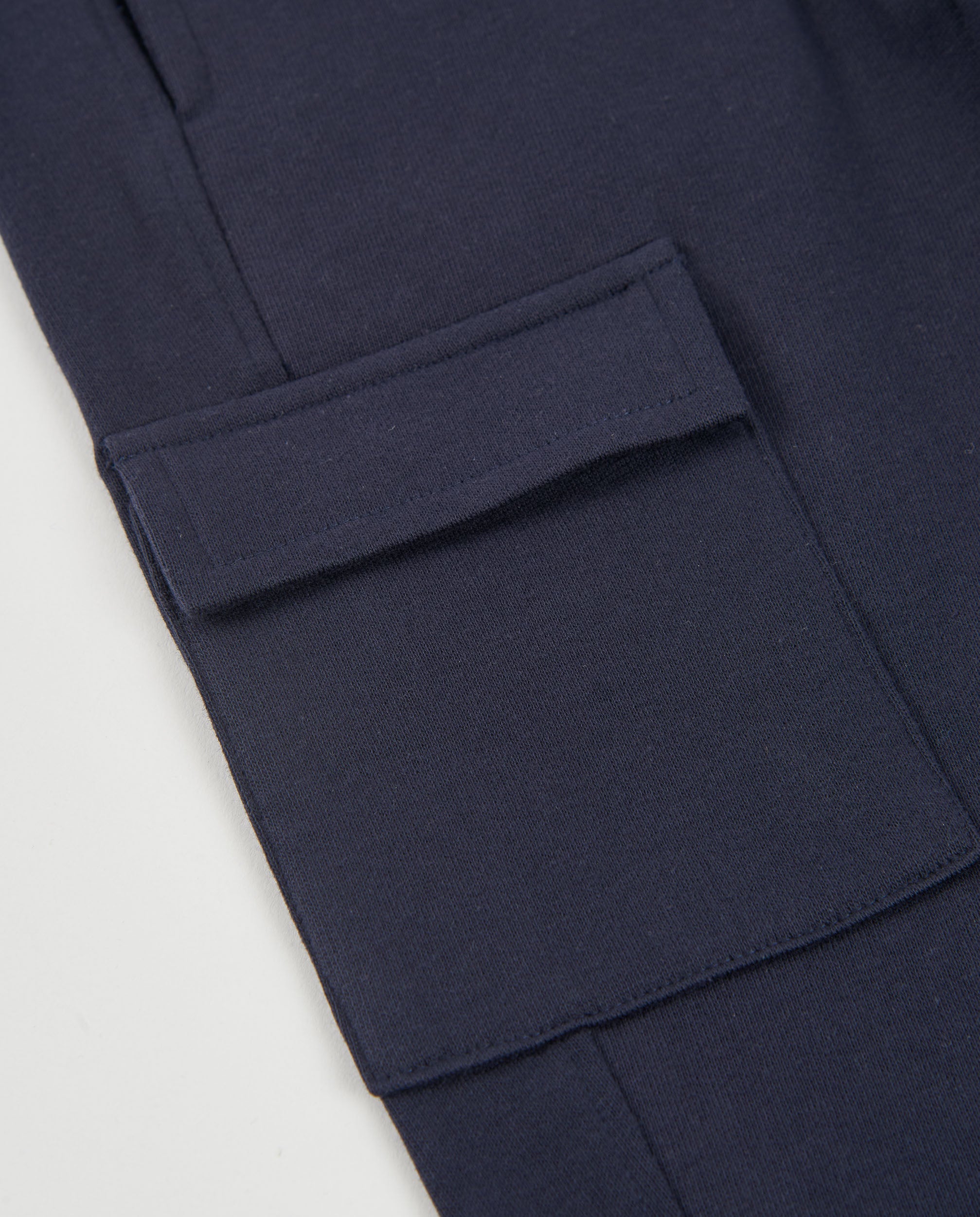 Pantalón de niño de felpa con bolsillo cargo y puños elásticos