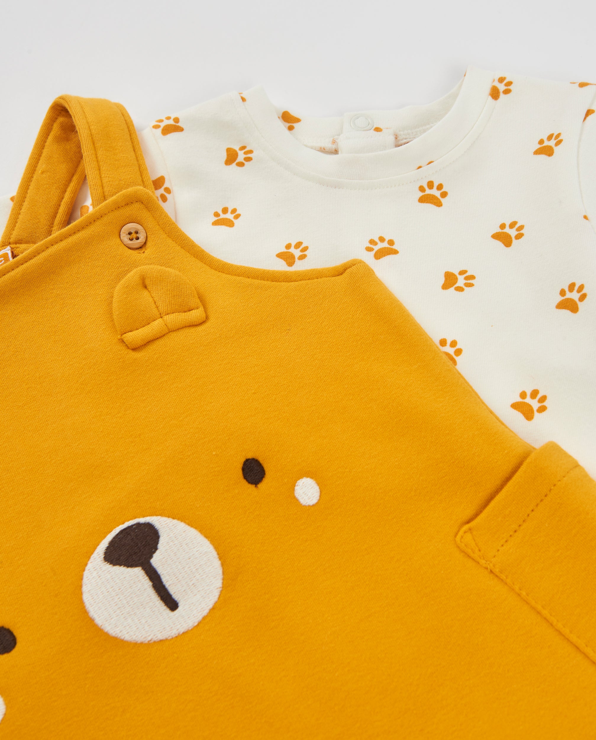 Conjunto de felpa de bebé con camiseta estampada