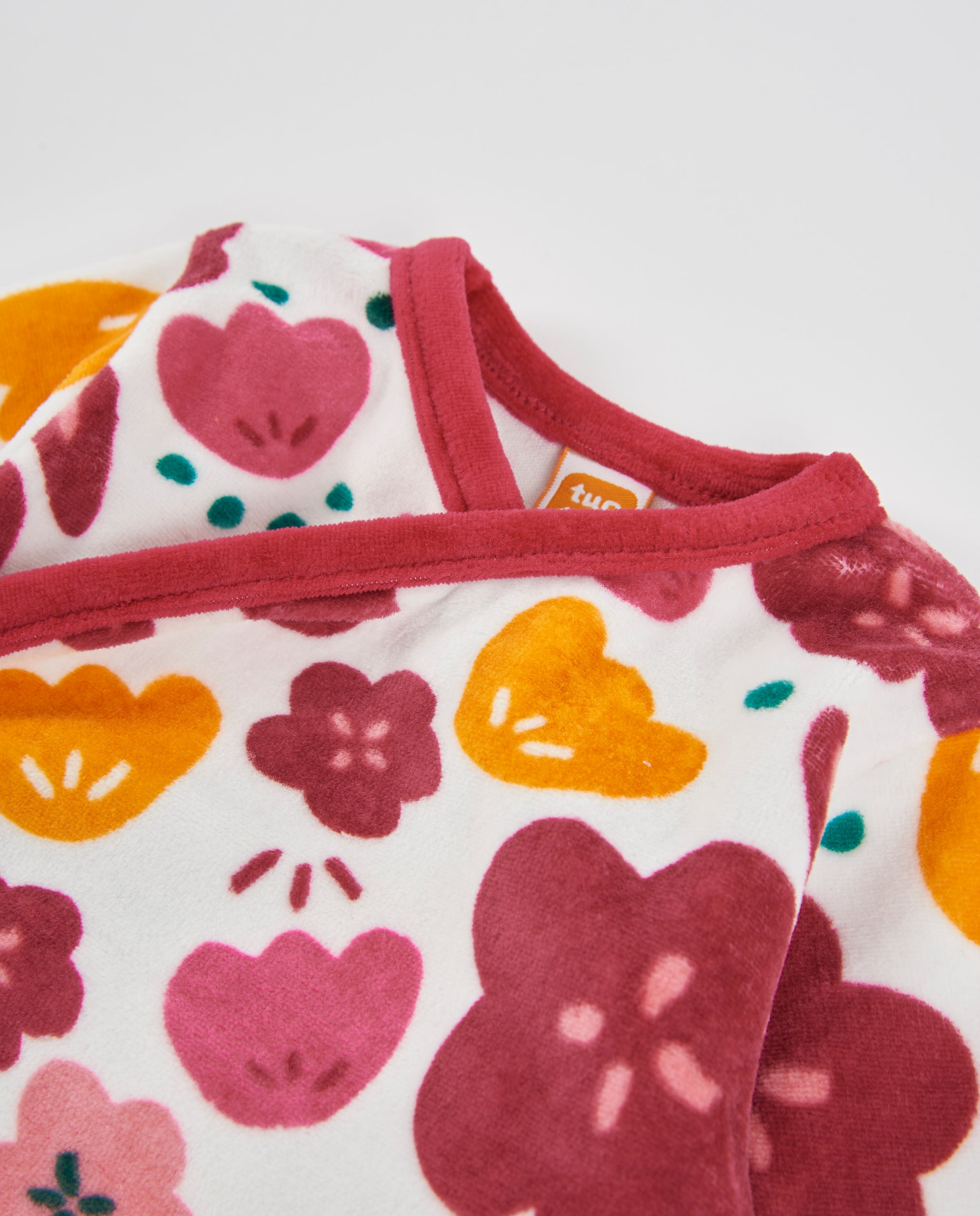 Conjunto de punto de bebé con estampado floral