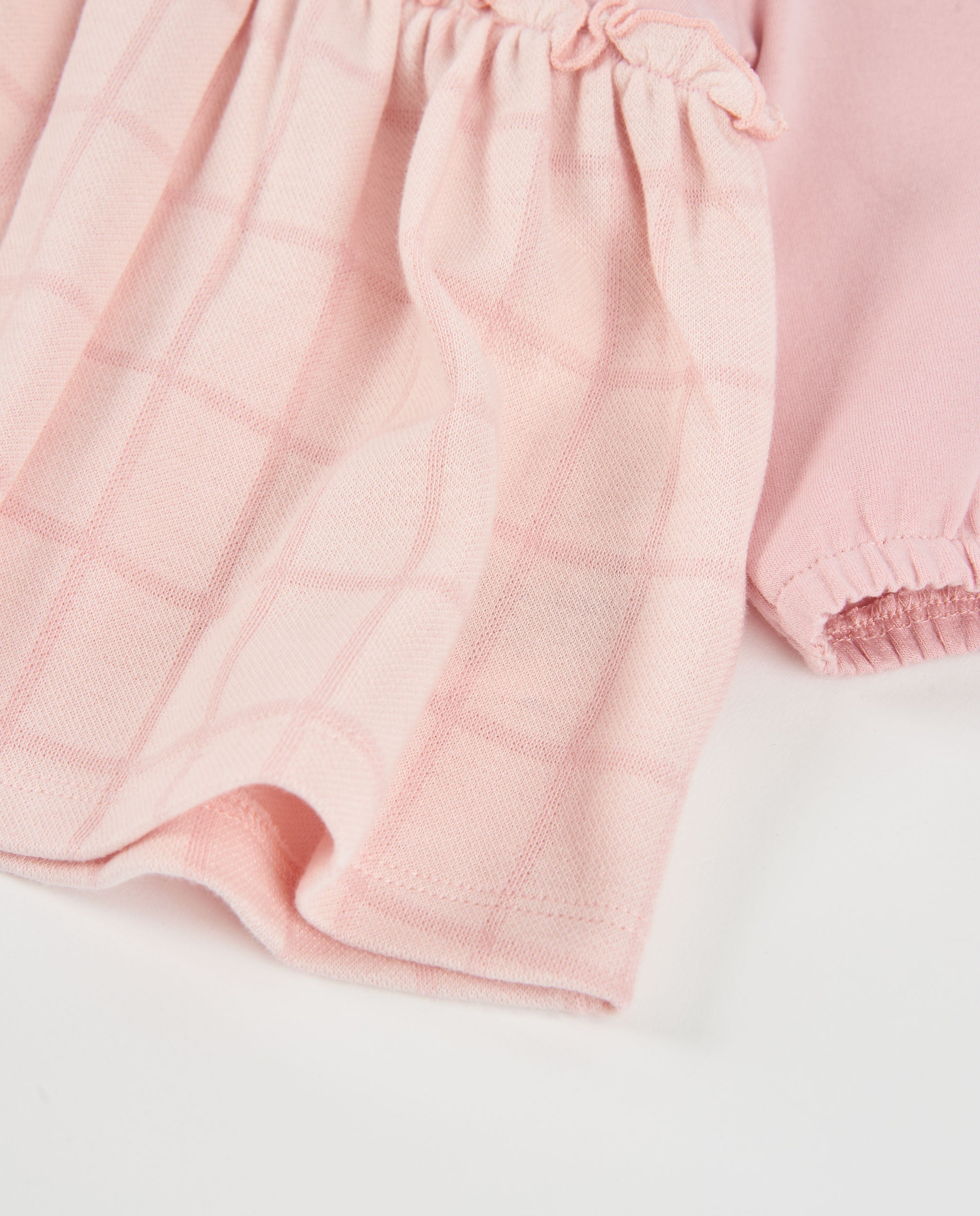 Vestido de felpa de bebé con cuello redondo