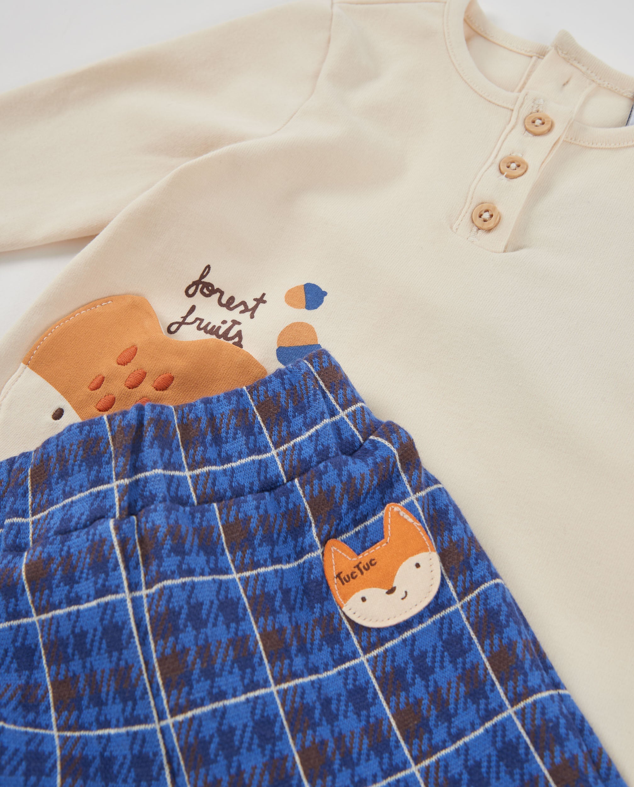 Conjunto de punto de bebé con camiseta estampada