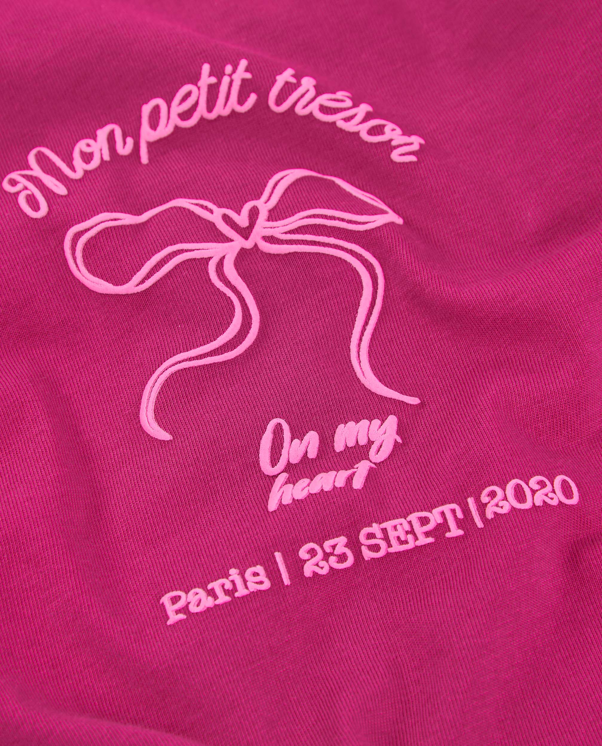 Camiseta de niña de punto con volantes en los hombros