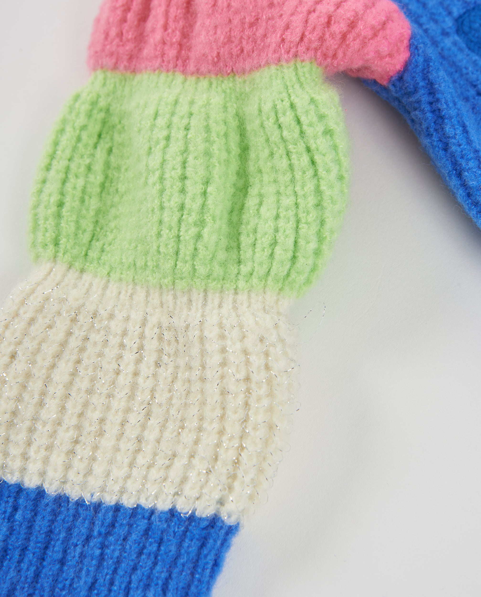 Jersey de niña de tricot con corazones y mangas bicolor