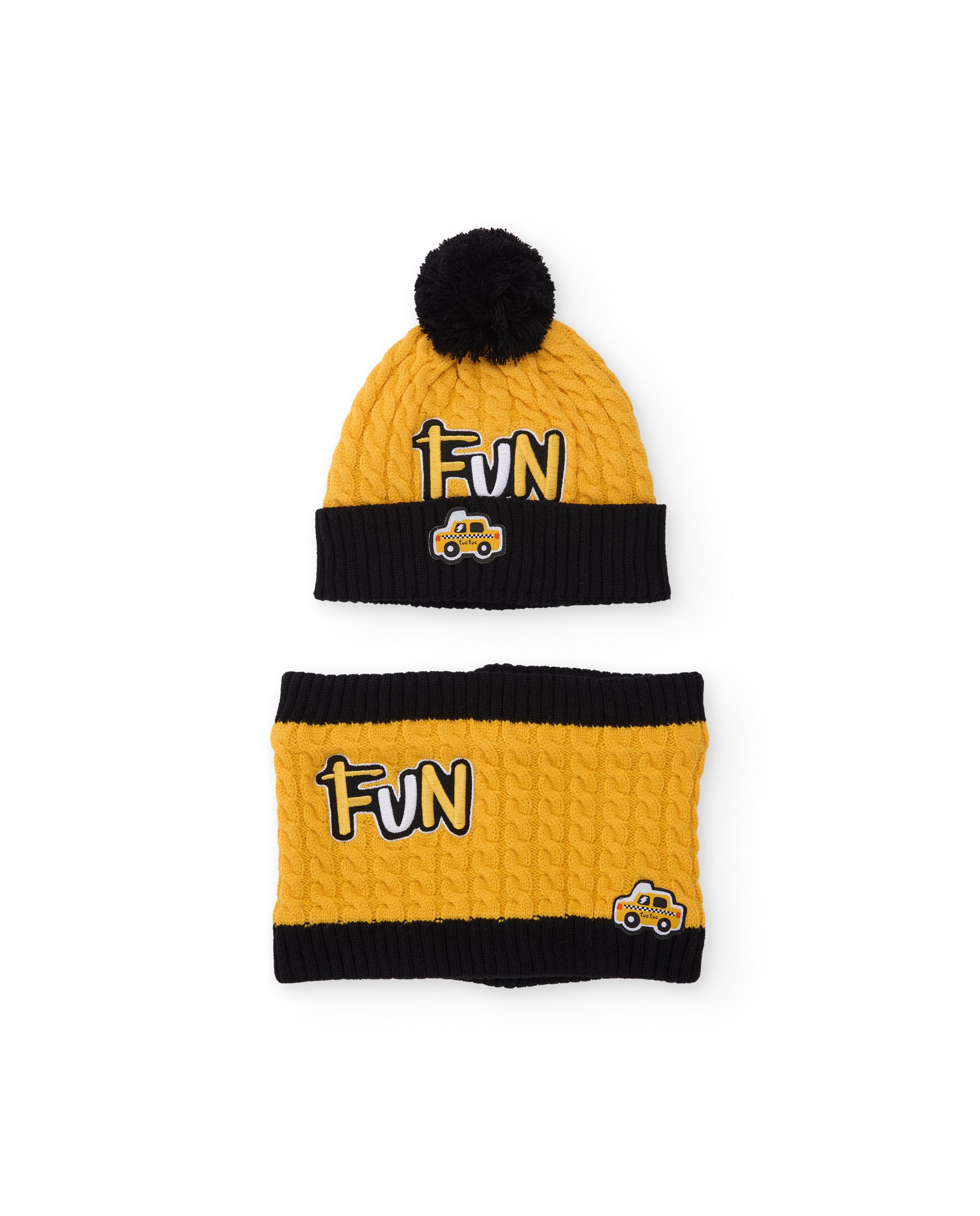 Set de niño de tricot con gorro de pompón y braga de cuello a juego