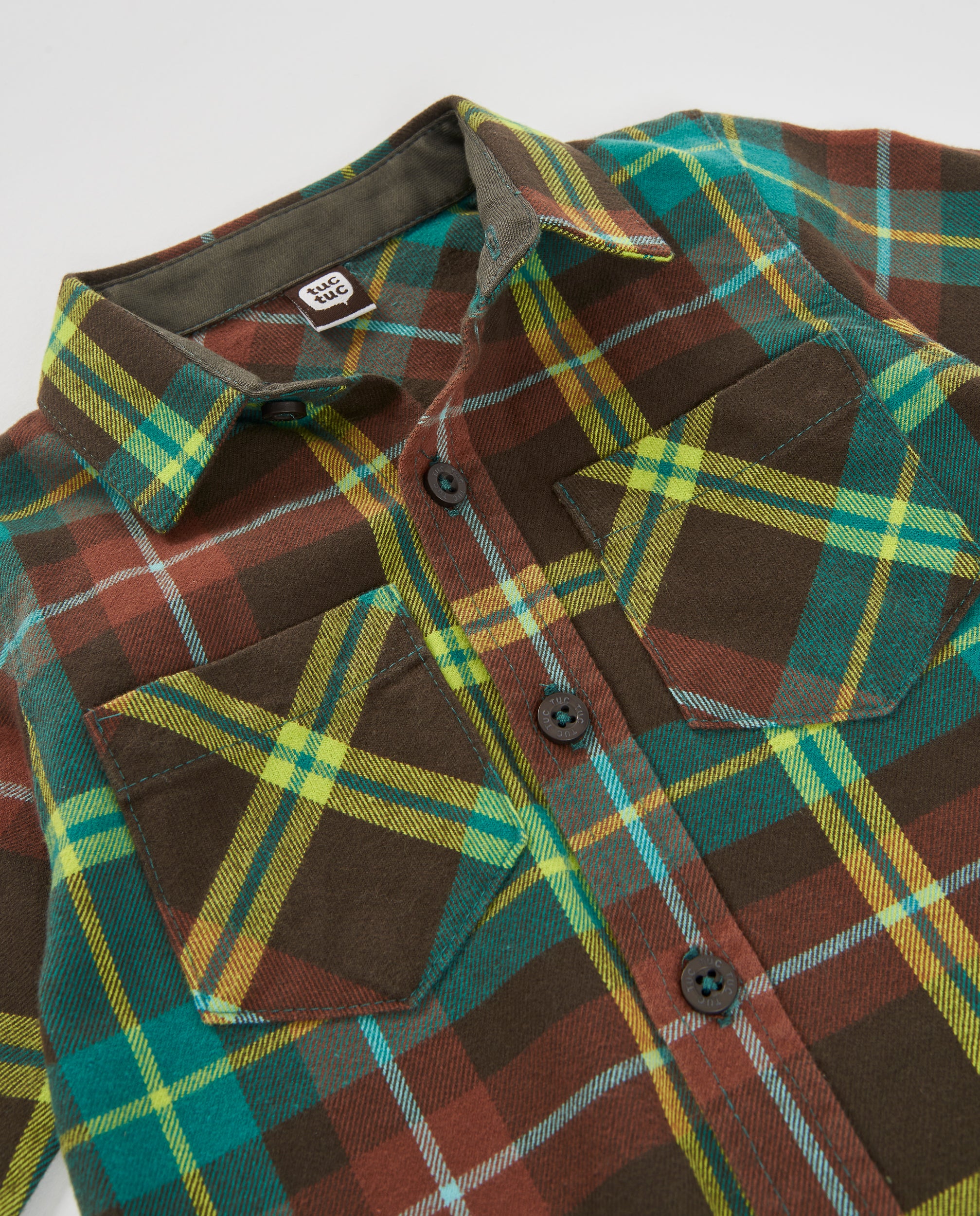 Camisa de niño de tela plana con diseño tartán y bolsillo doble
