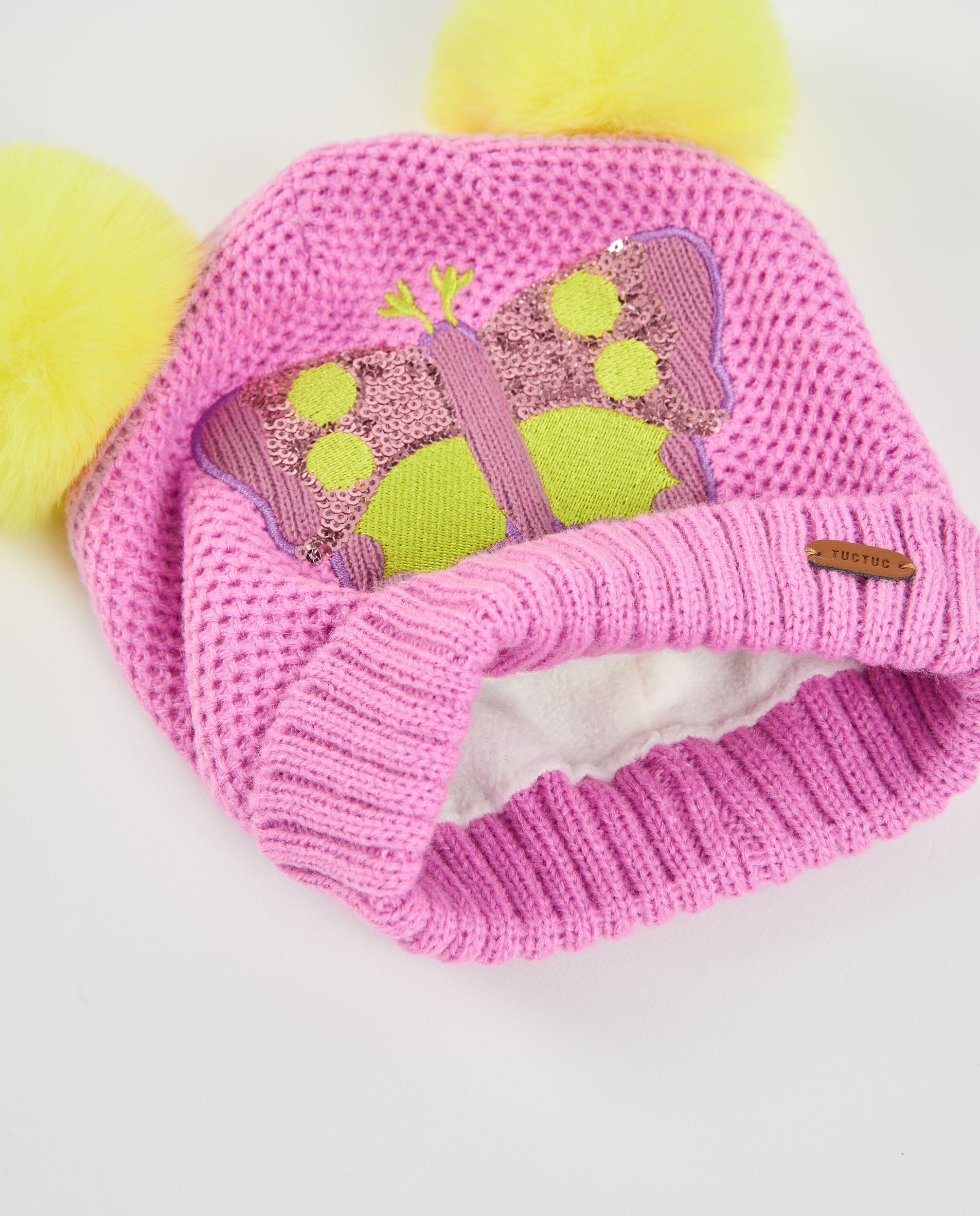 Set de niña de tricot con gorro y bufanda de mariposas