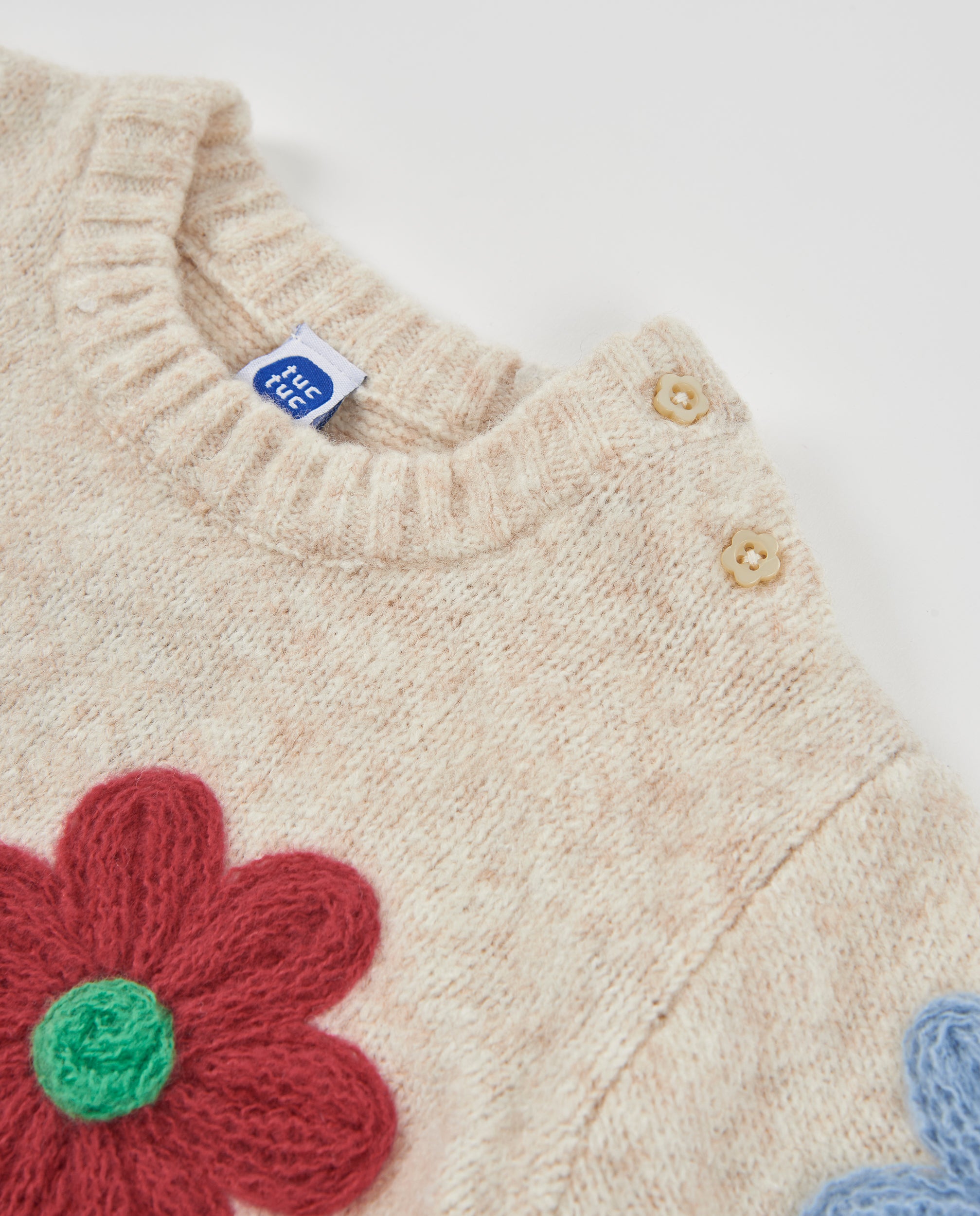 Jersey de niña de tricot con flores bordadas y tejido suave