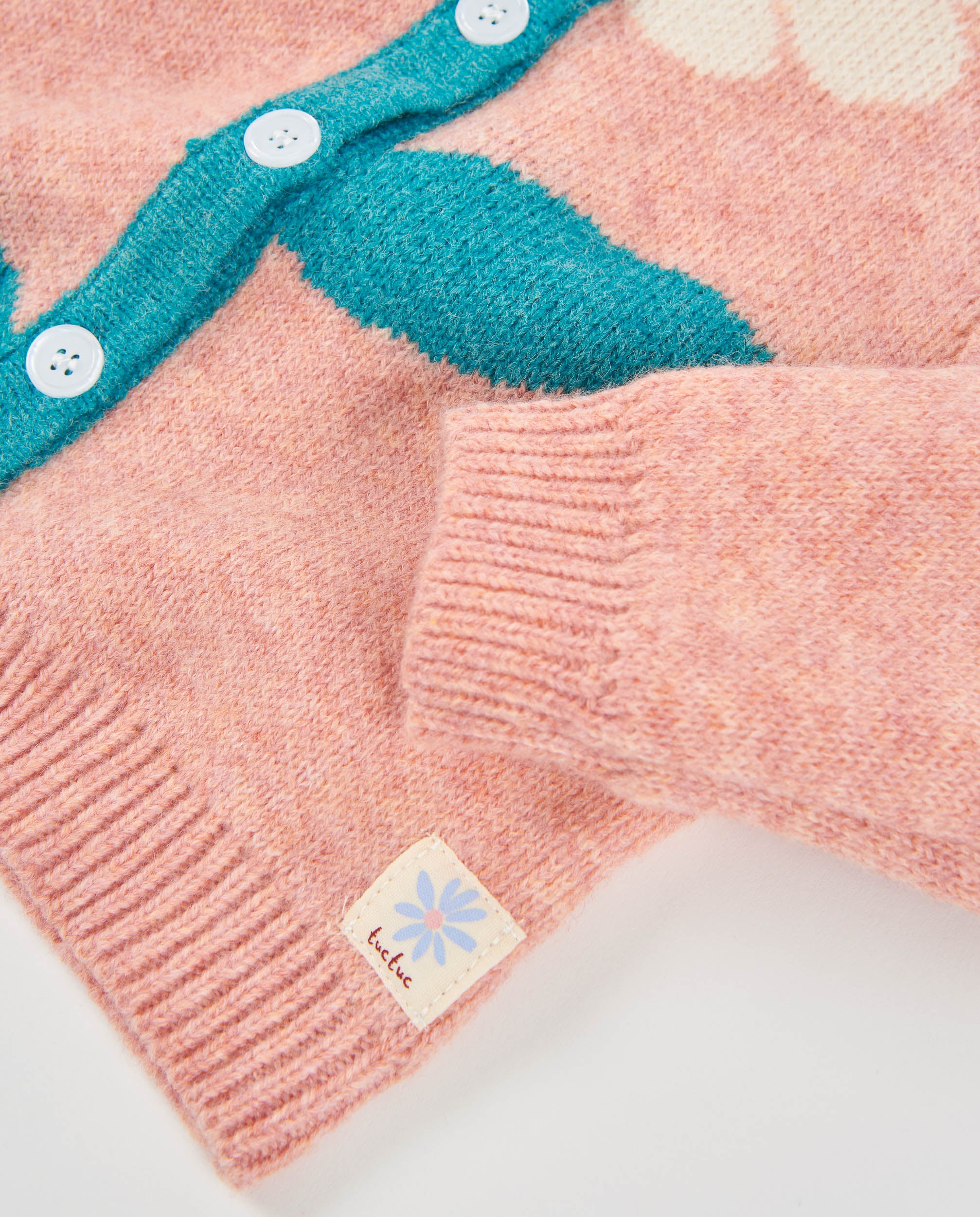 Chaqueta de niña de tricot con bordado y botones