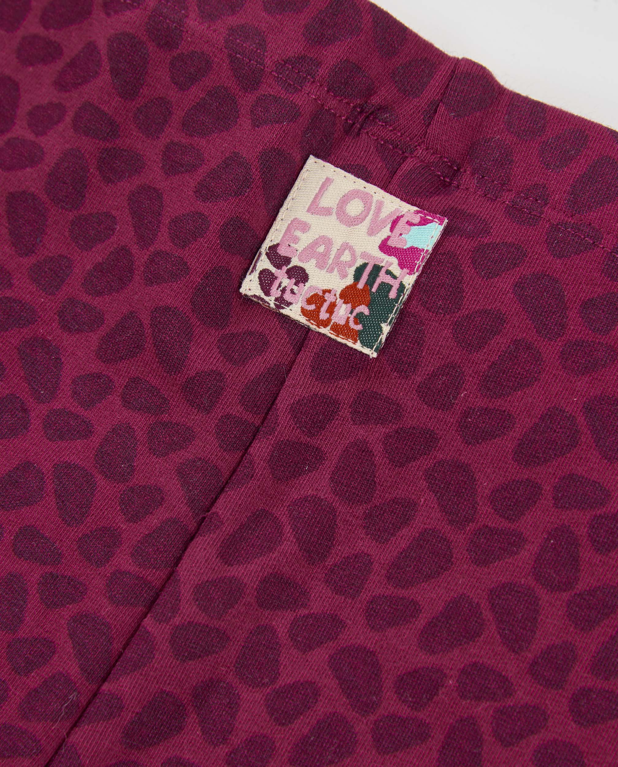 Pantalón de niña de felpa con diseño animal print y tacto suave