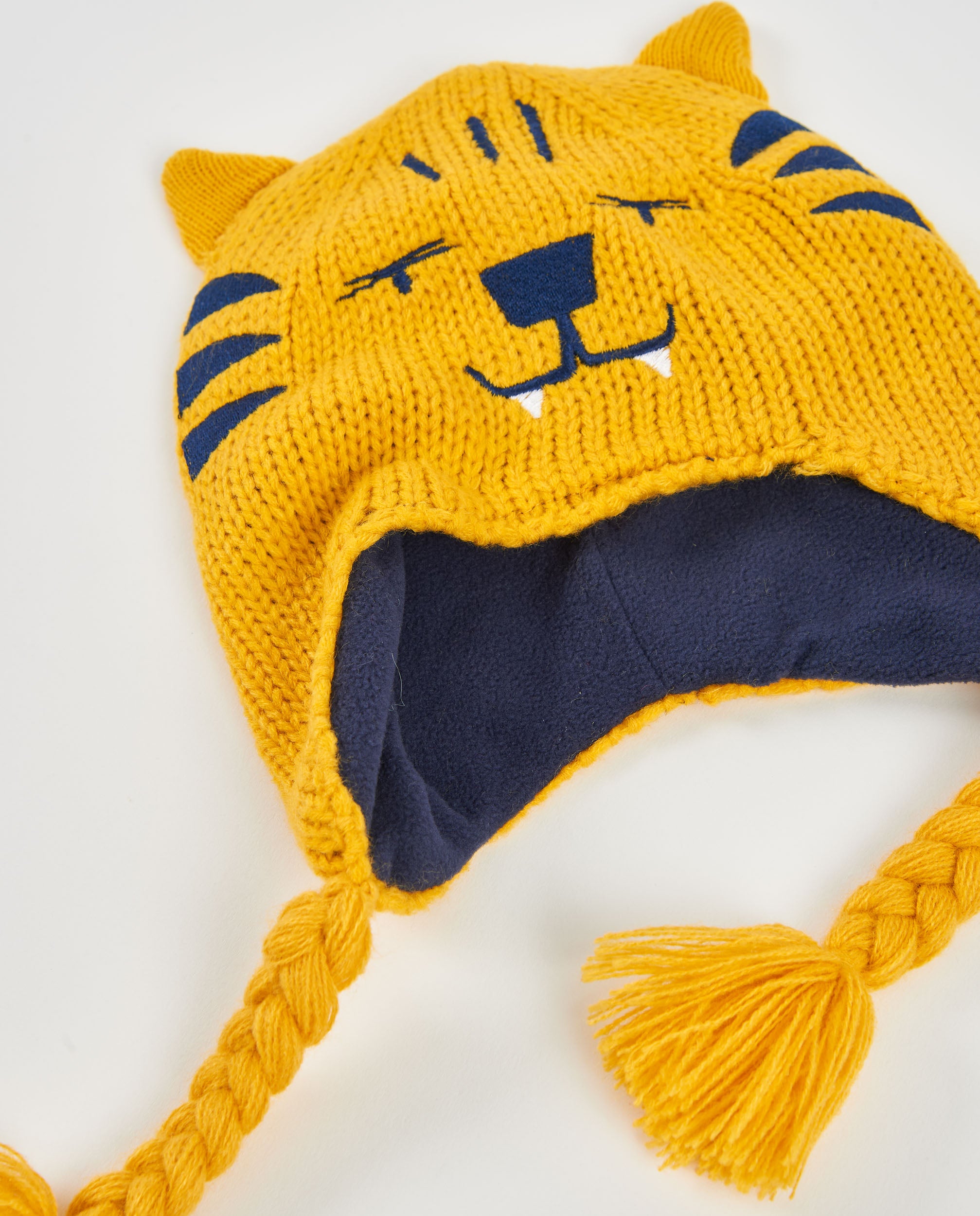 Set de niño de tricot con gorro y braga de cuello de diseño de tigre