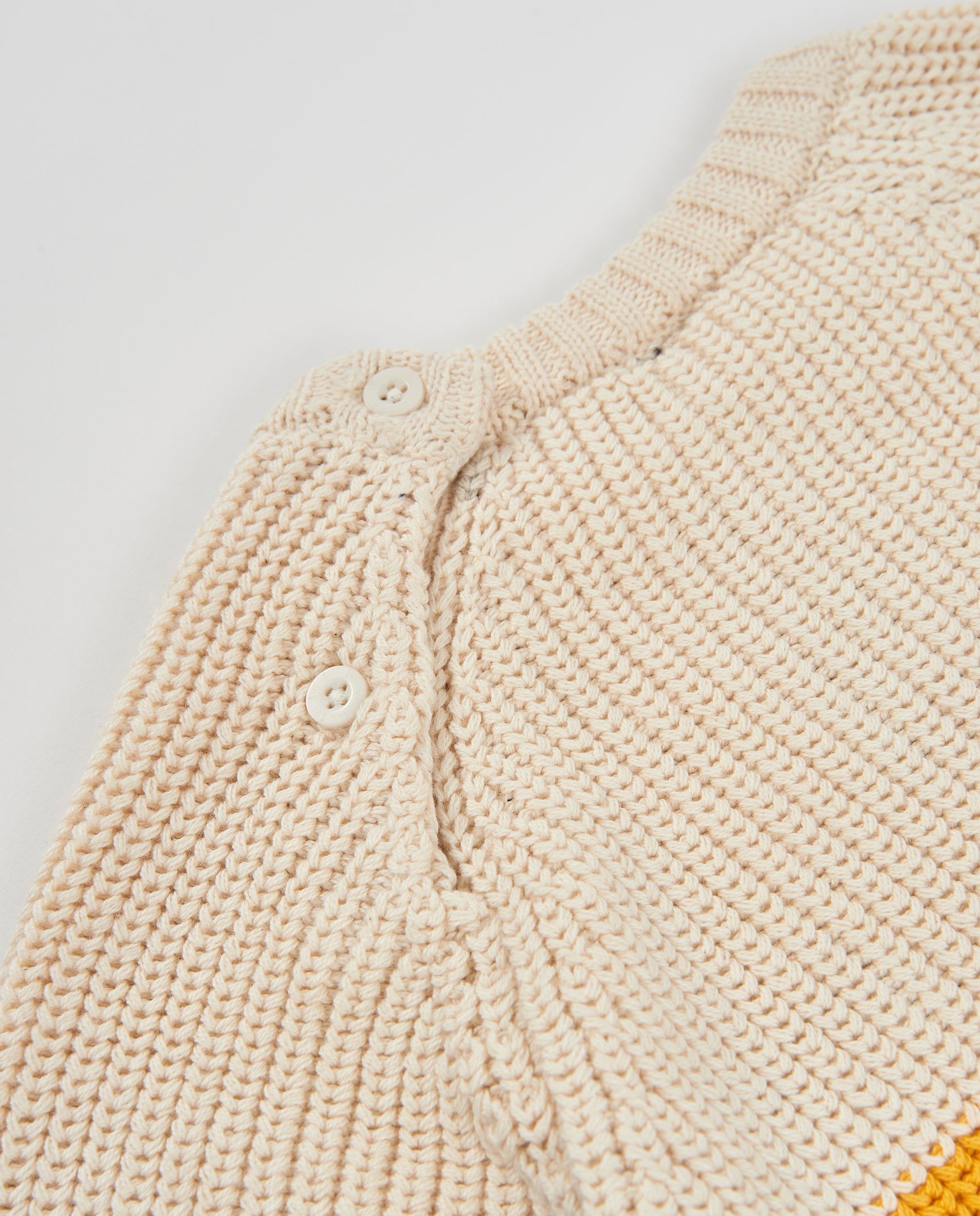 Jersey de niño de tricot con bloques de colores y tejido cálido