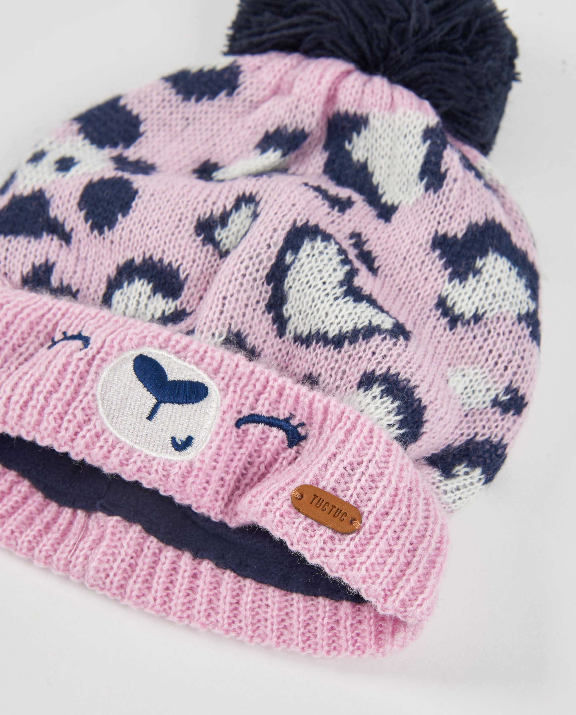 Set de niña de tricot con gorro y braga de cuello en animal print
