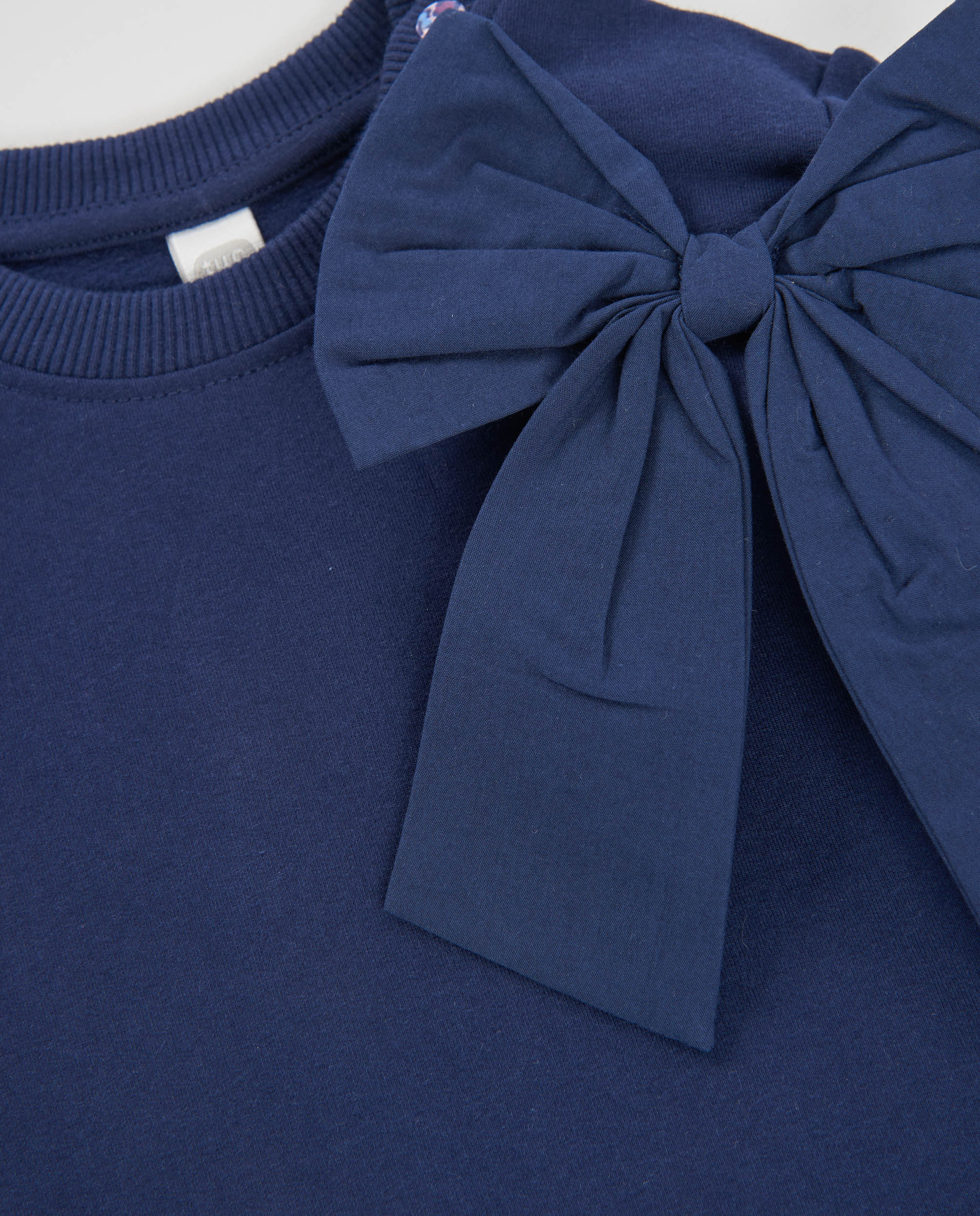 Sudadera de niña de felpa con detalle de gran lazo y tacto suave
