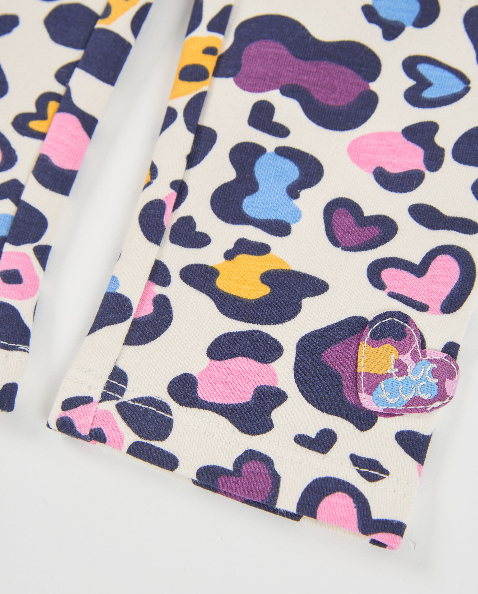 Legging de niña de felpa con estampado animal print y tejido cómodo
