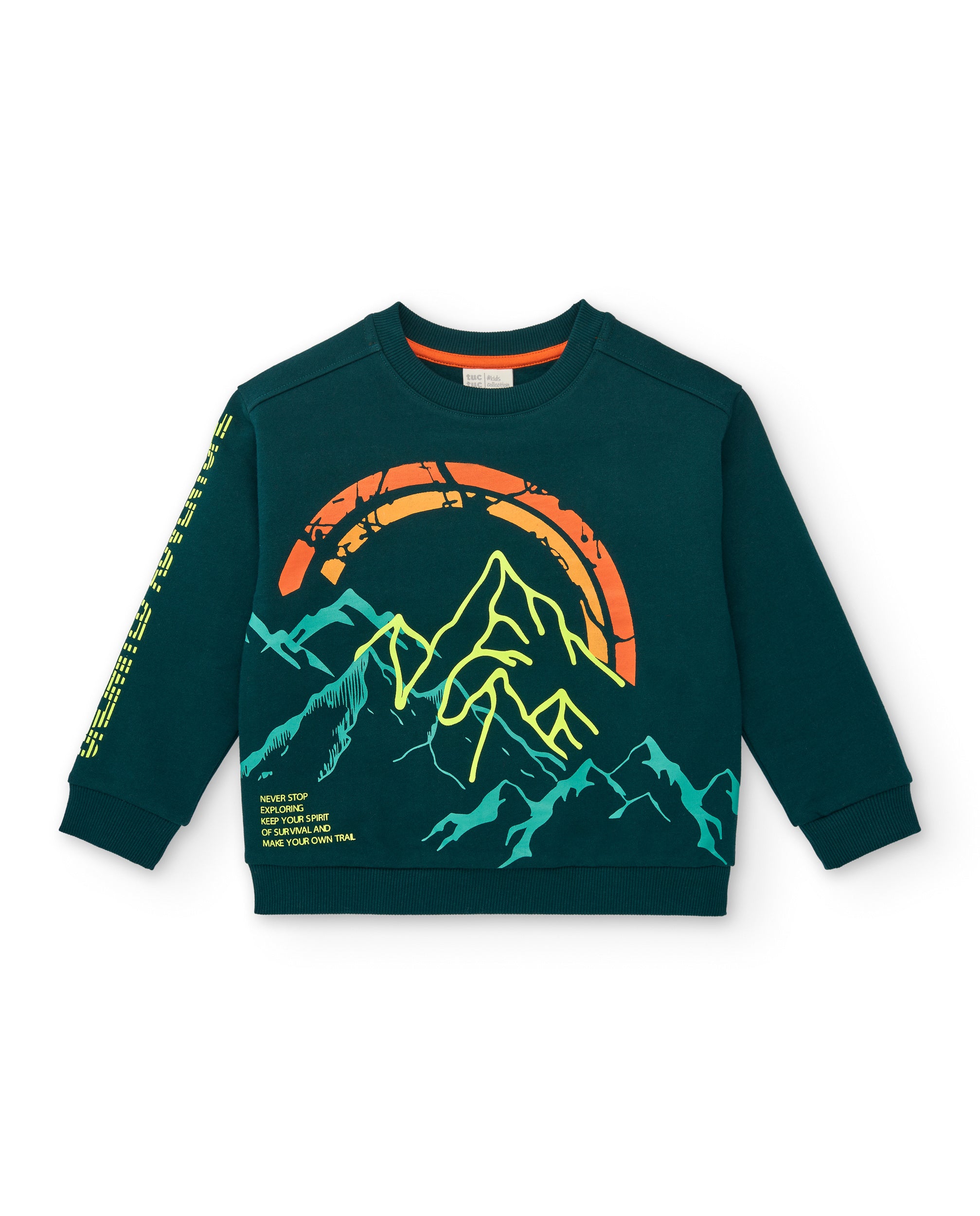 Sudadera para niño en verde con estampado de montañas colección