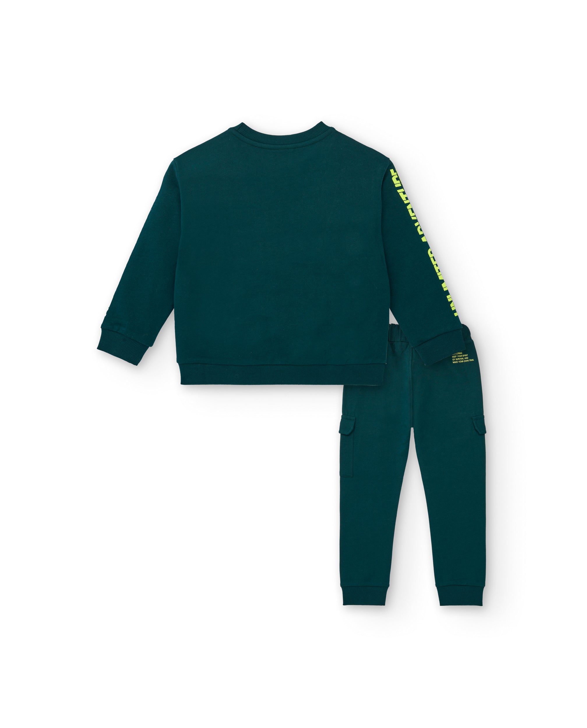 Conjunto de sudadera y pantalón largo para niño en verde con