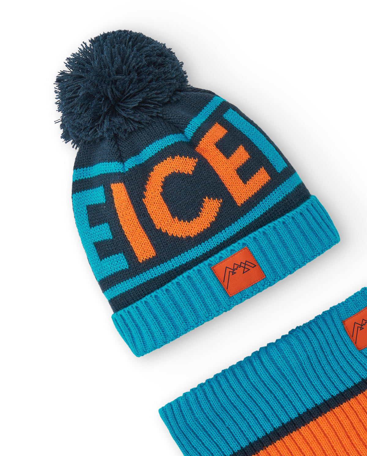 Conjunto de gorro y braga para niño en azul y naranja colección
