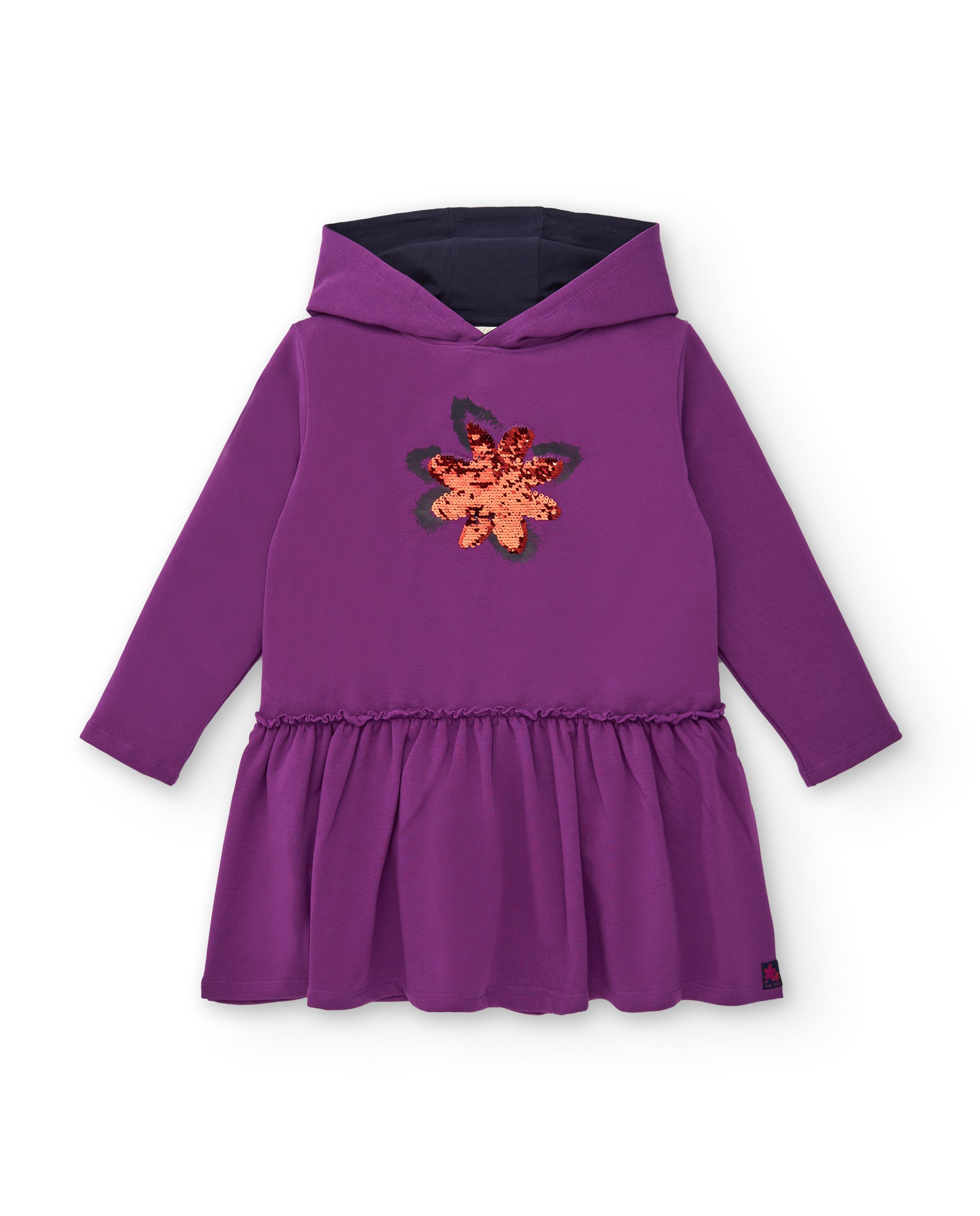Vestido morado con capucha y aplicación de lentejuelas para