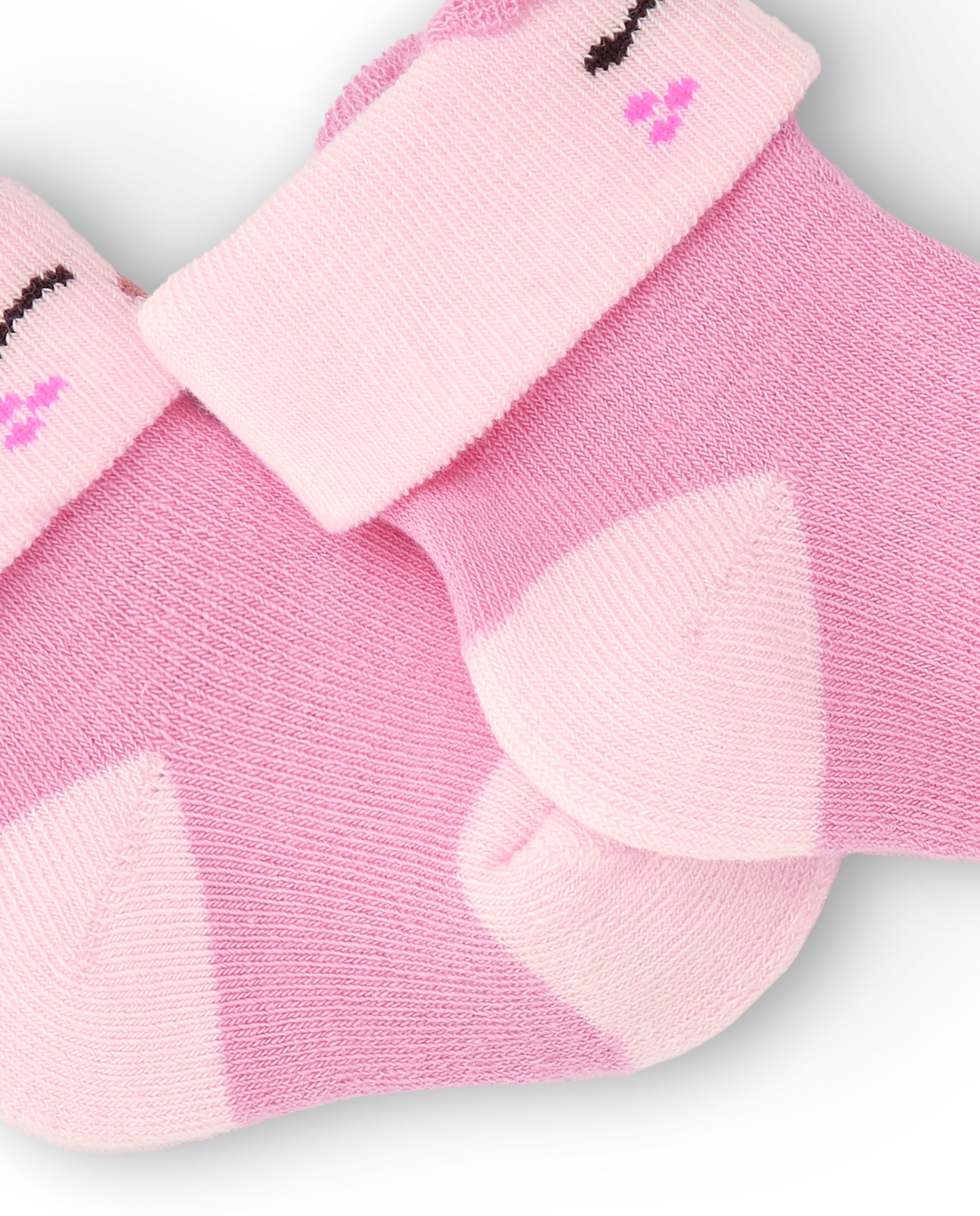 Calcetines para niña en rosa con detalle en 3D colección
