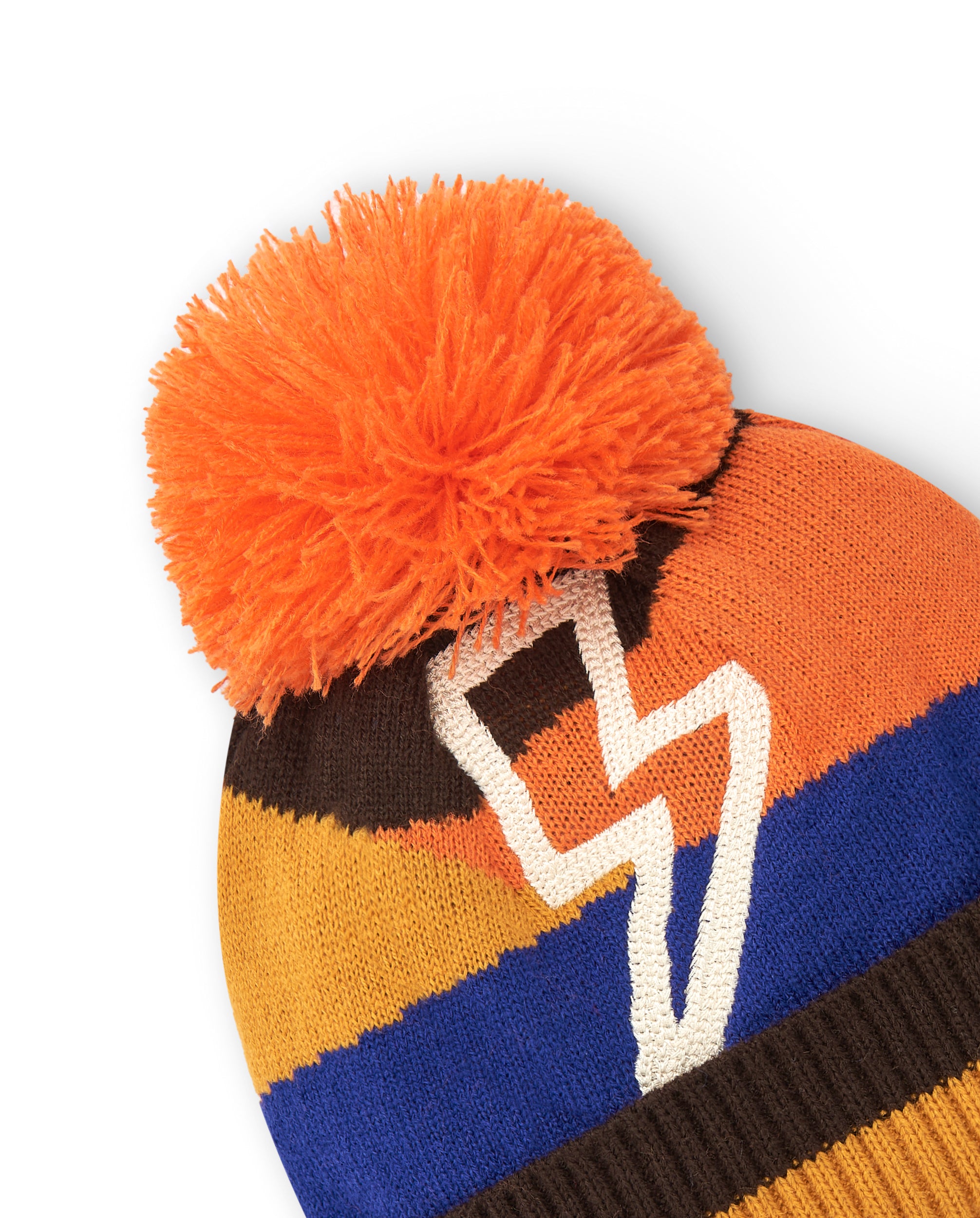 Gorro niño en naranja con pompón colección Super Natural