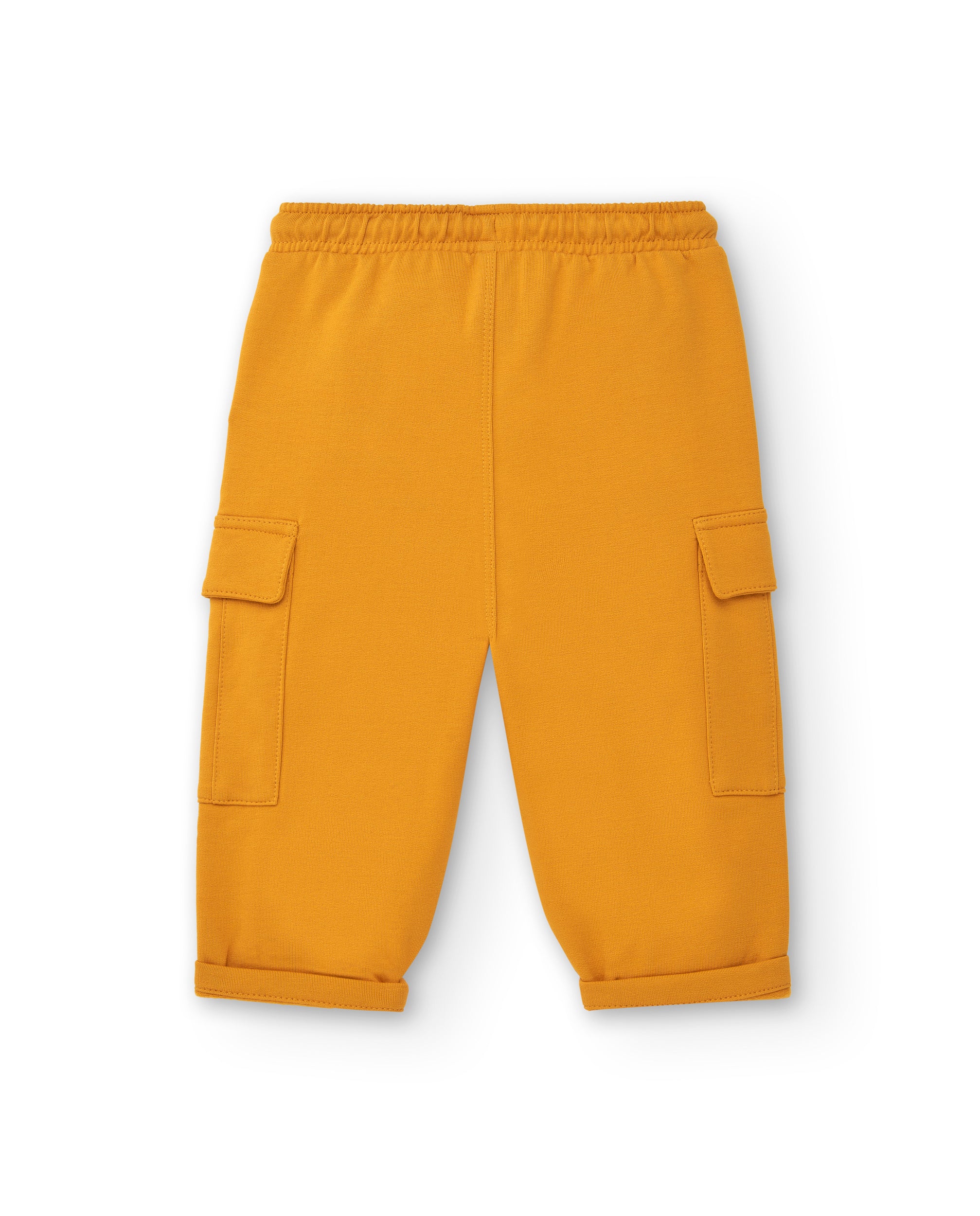 Pantalón para niño en color mostaza con bolsillos cargo