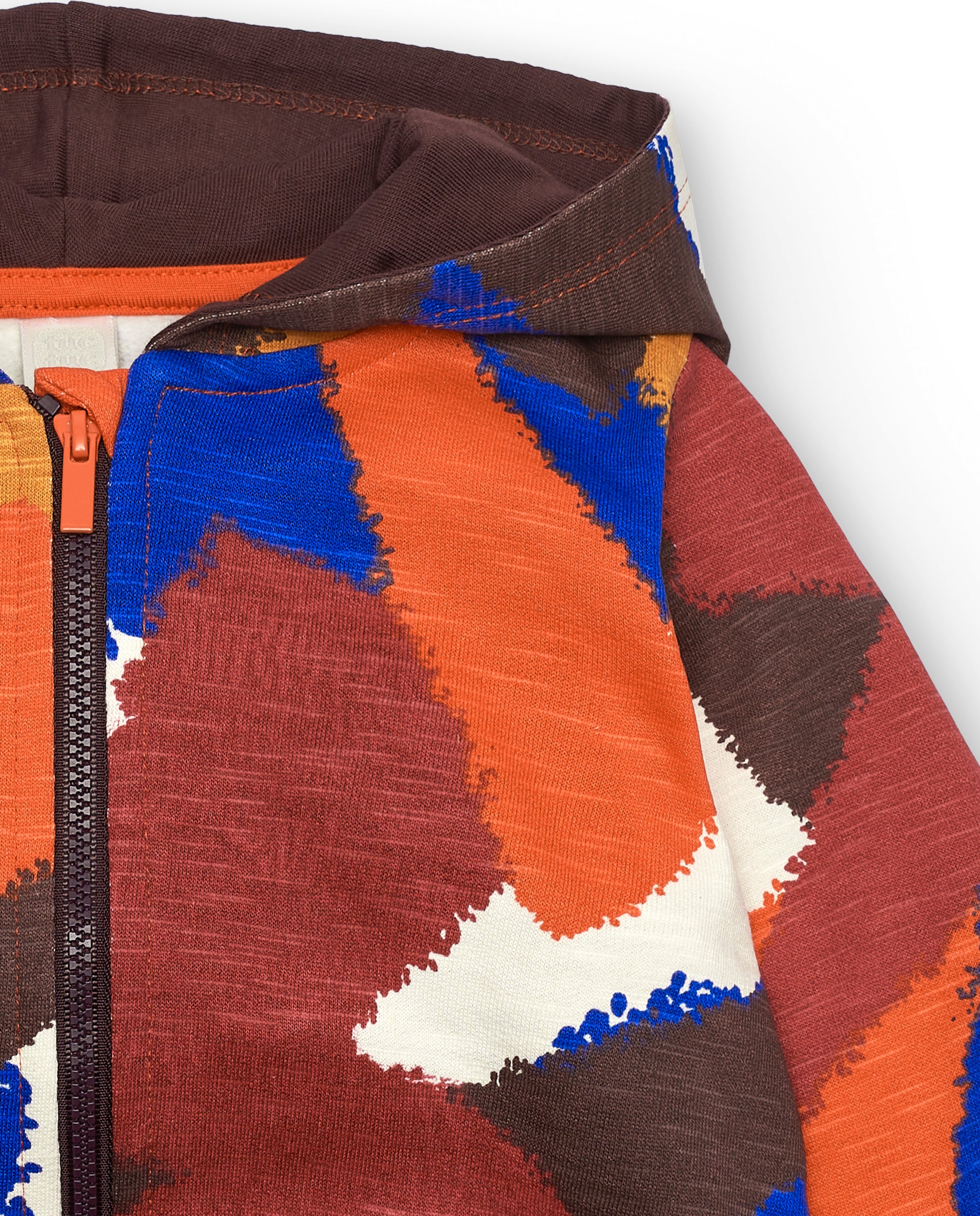 Chaqueta con capucha para niño en marrón con estampado