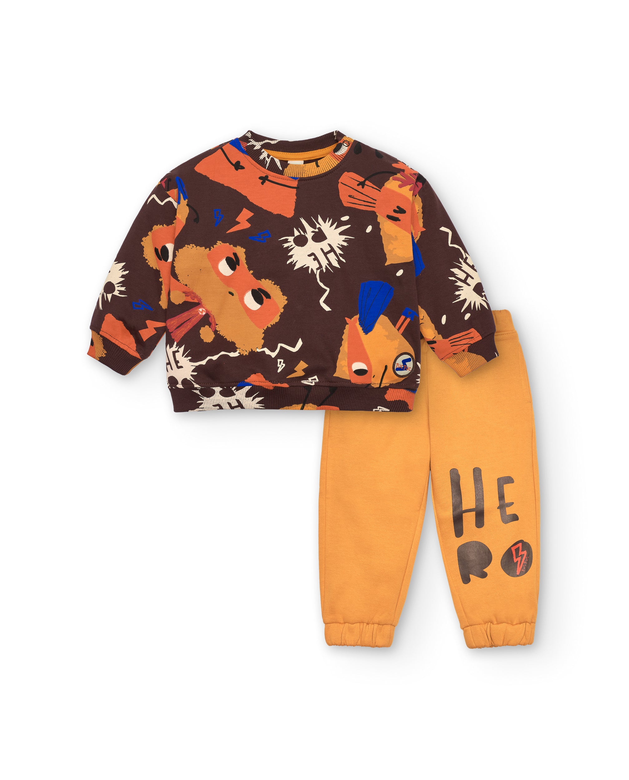 Conjunto de sudadera y pantalón para niño en marrón y mostaza