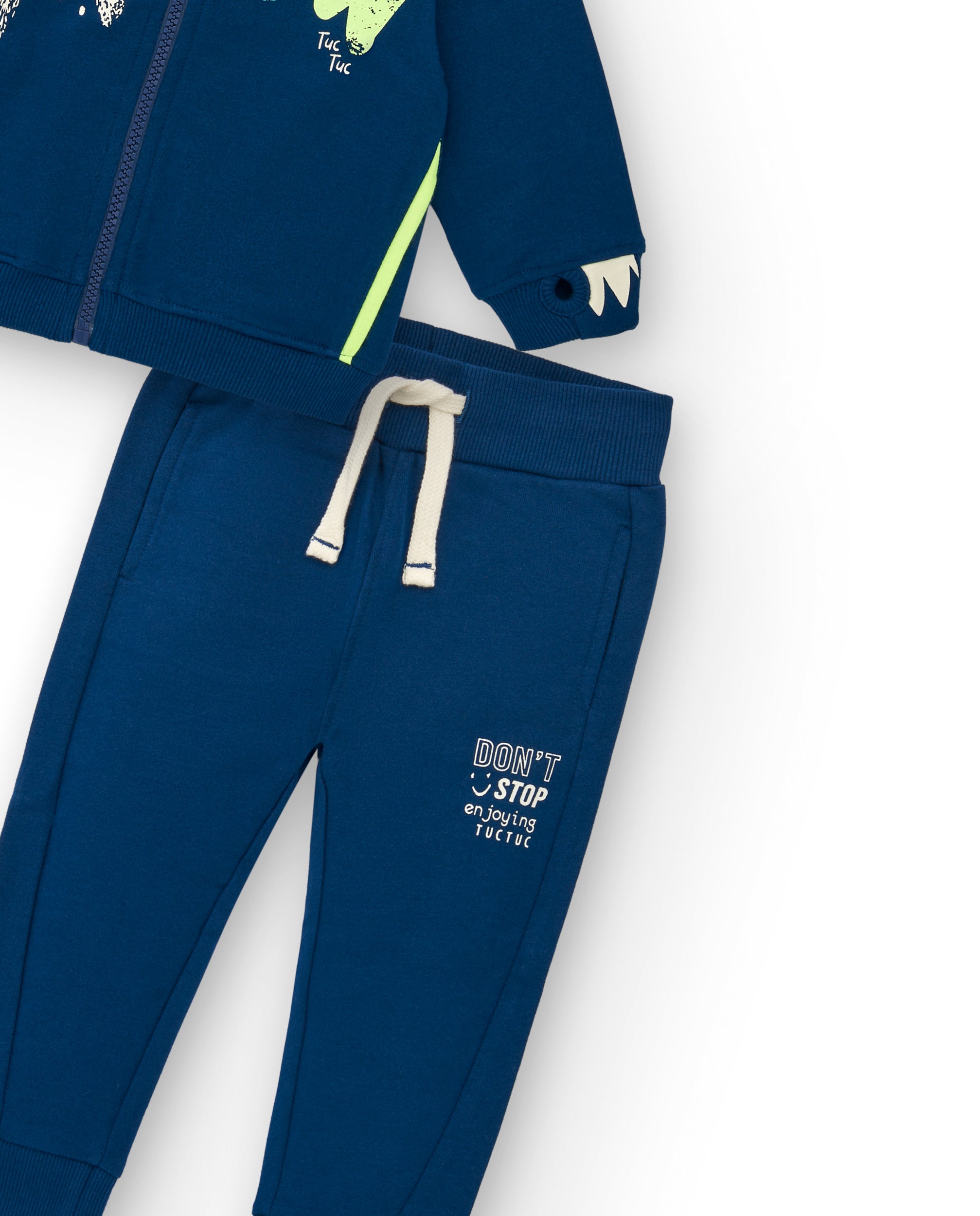 Conjunto de chaqueta y pantalón azul marino con estampado
