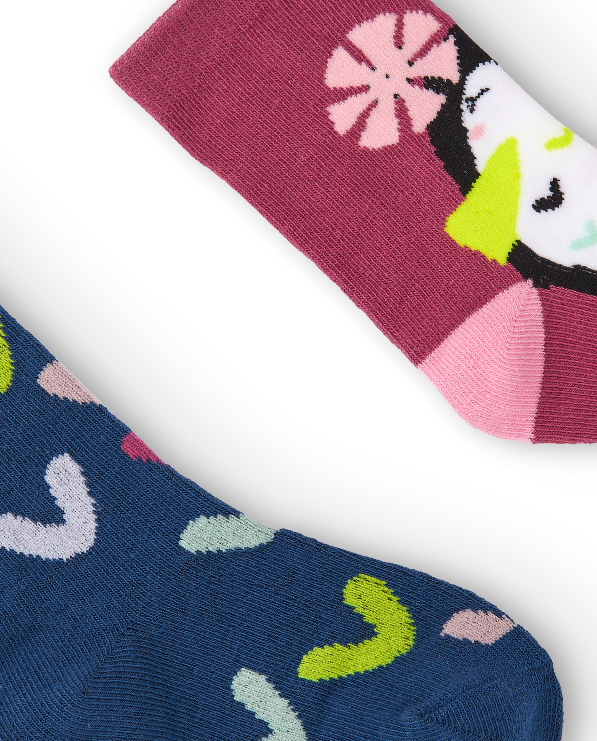 Pack de calcetines estampados con corazones y pajarito para