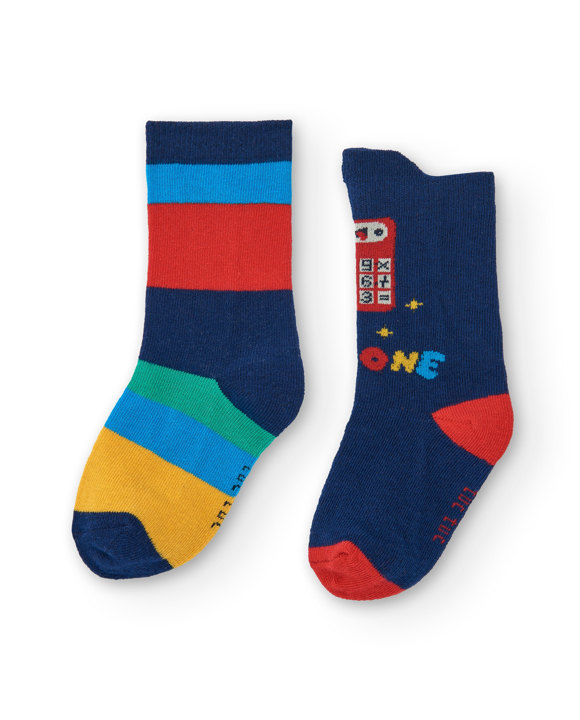Calcetines niño en azul con rayas multicolores y estampado
