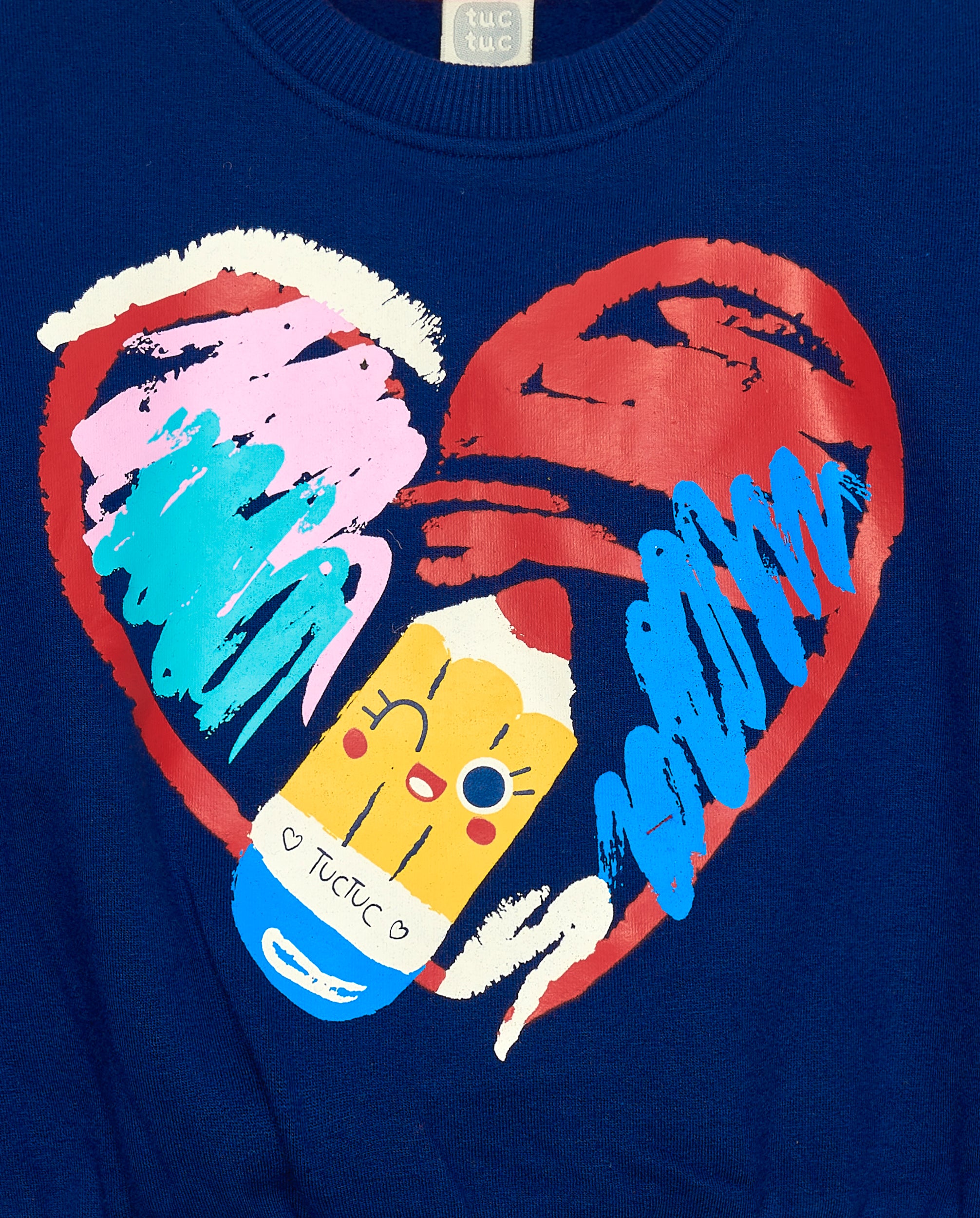 Sudadera niña en azul marino con estampado de corazón y lápiz