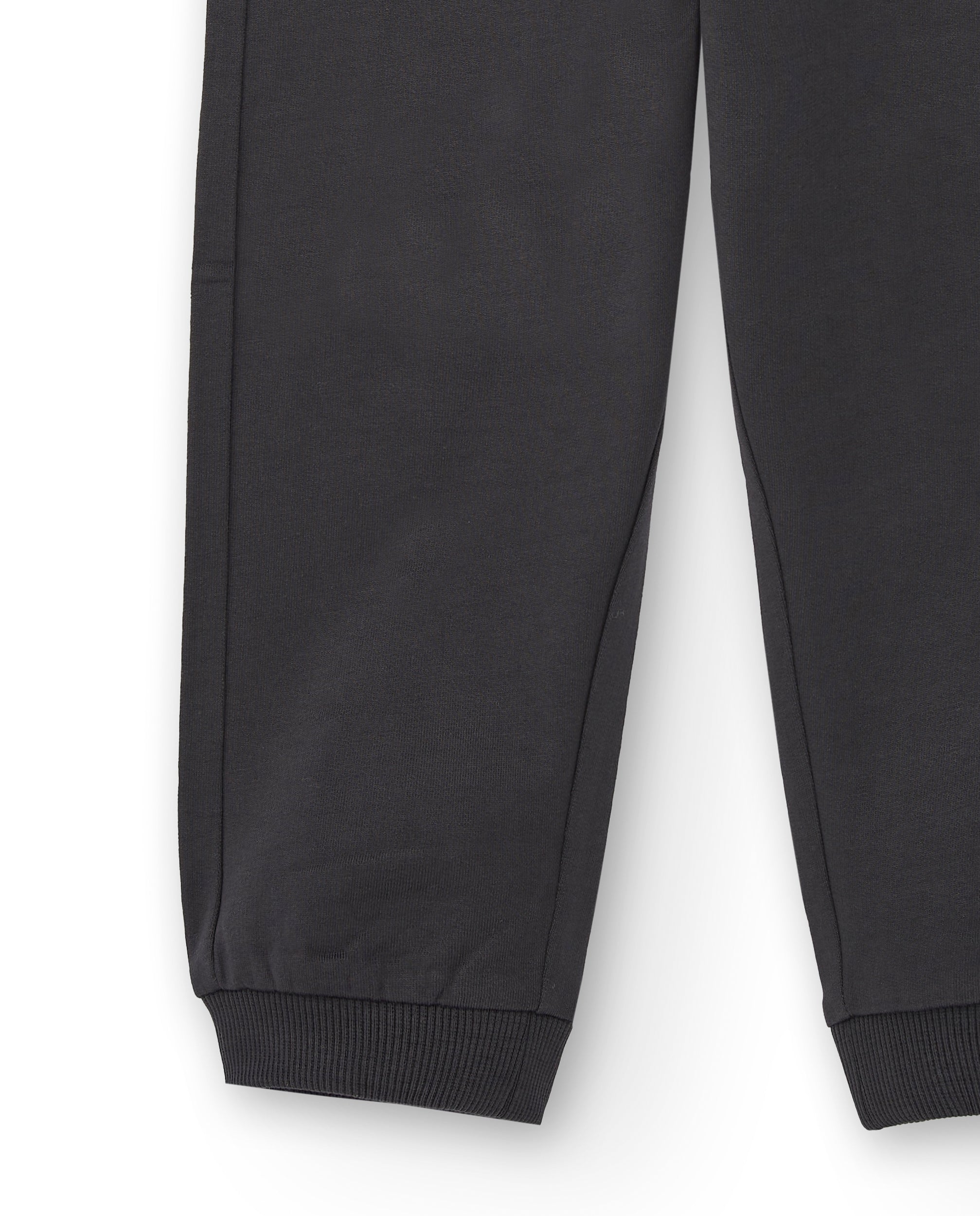Pantalón jogger niño en color negro con cintura ajustable