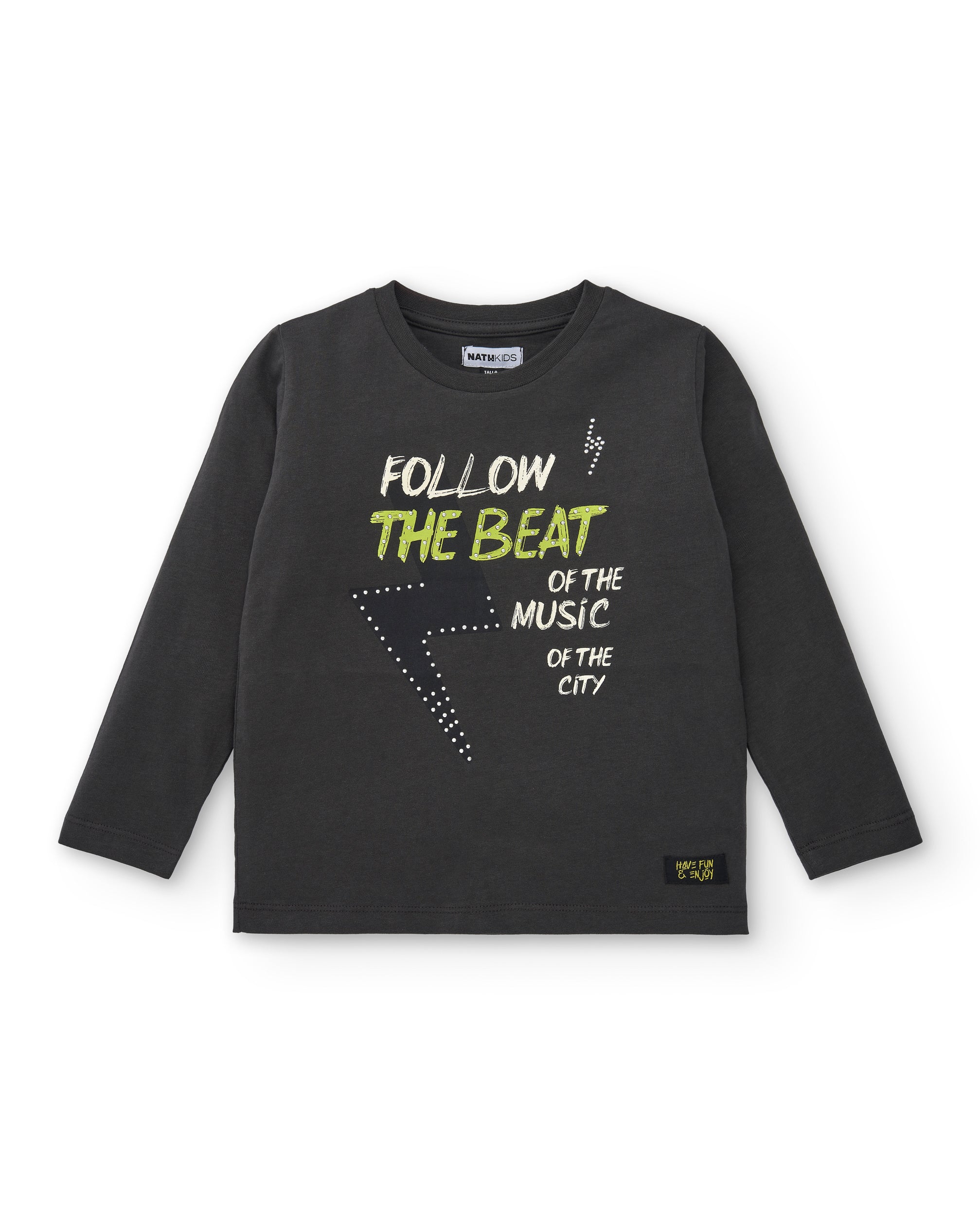 Camiseta gris oscuro con mensaje "Follow the Beat" para niño de