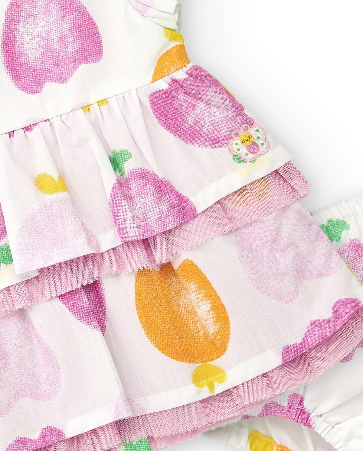 Conjunto de plana para niña con vestido blanco estampado de
