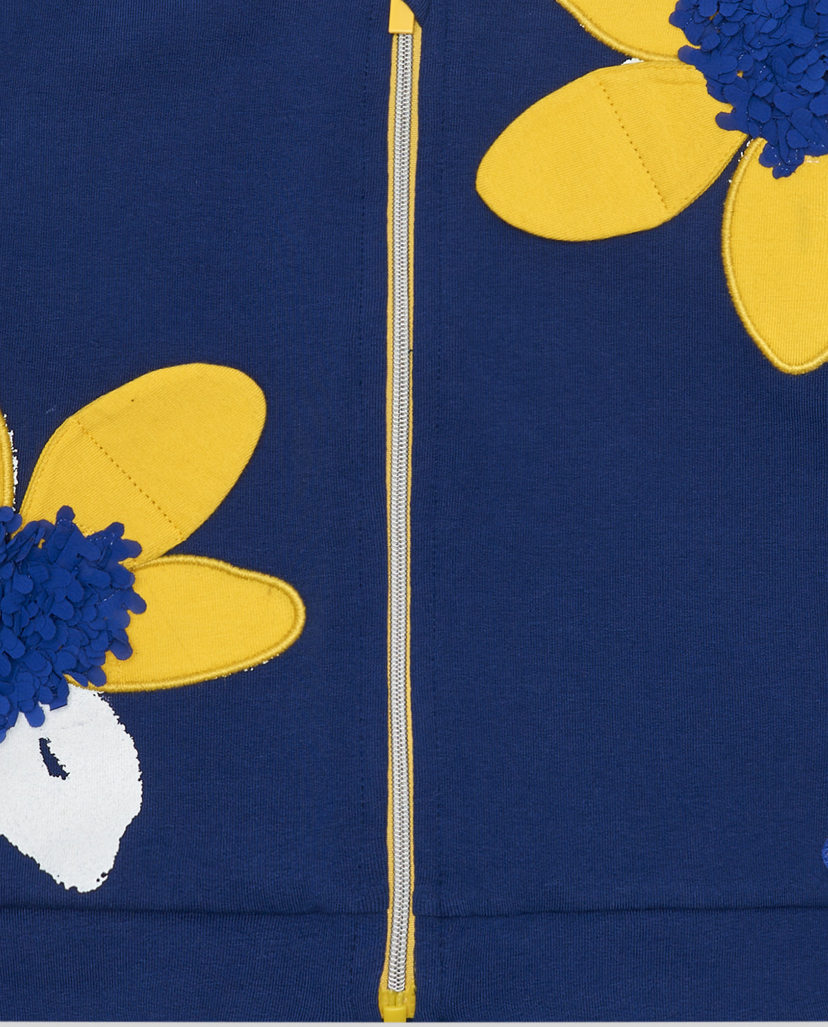 Chaqueta de felpa para niña en azul con apliques de flores y