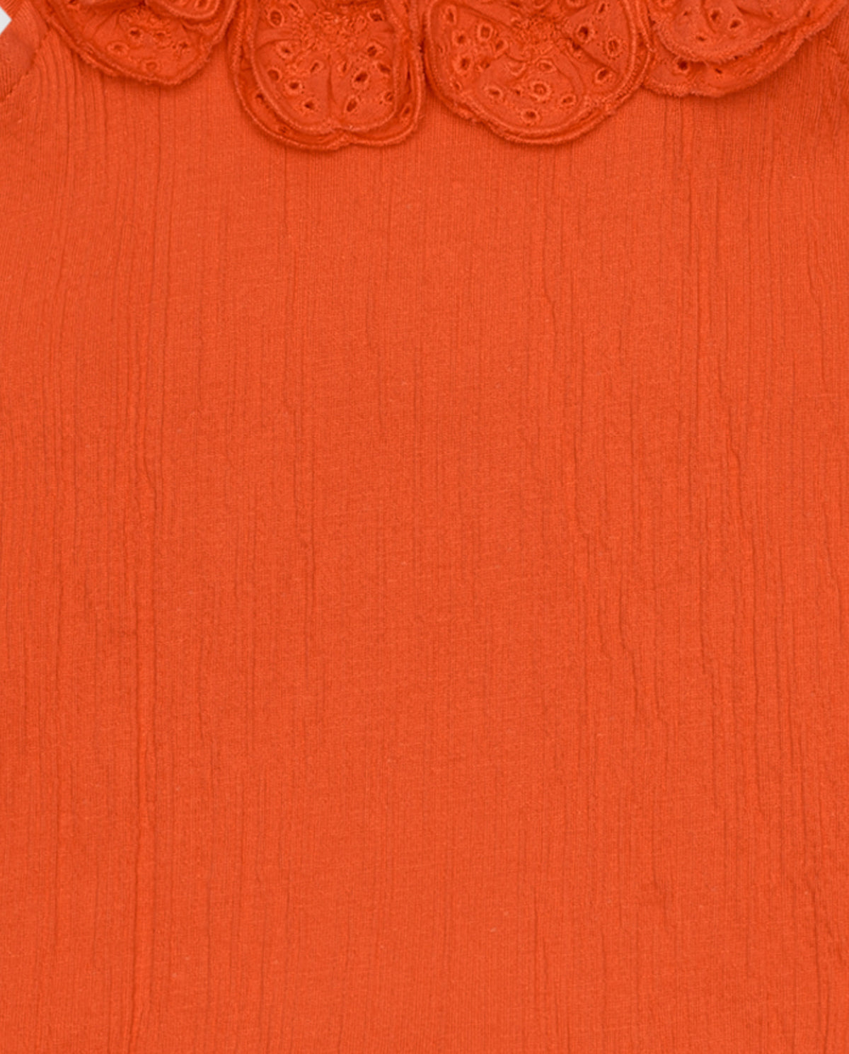 Camiseta para niña en naranja con volantes y bordados