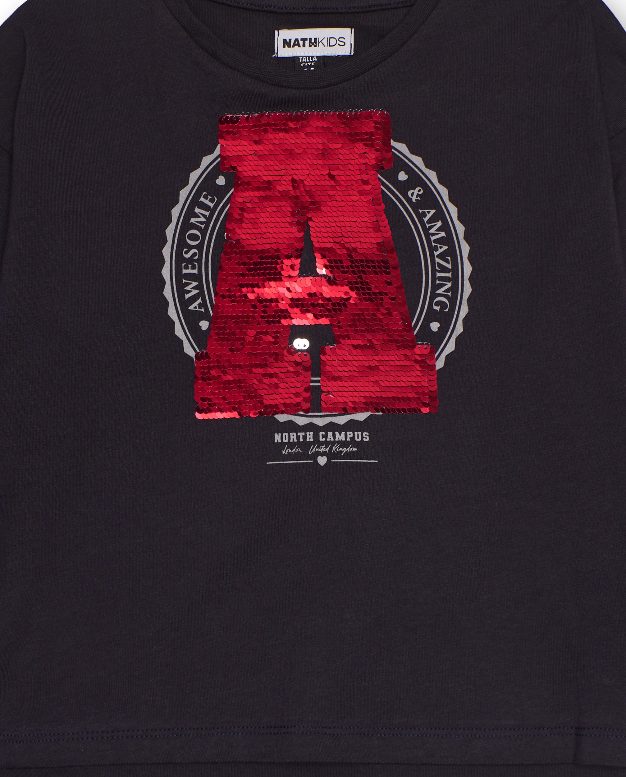 Camiseta para niño de manga larga en color negro con